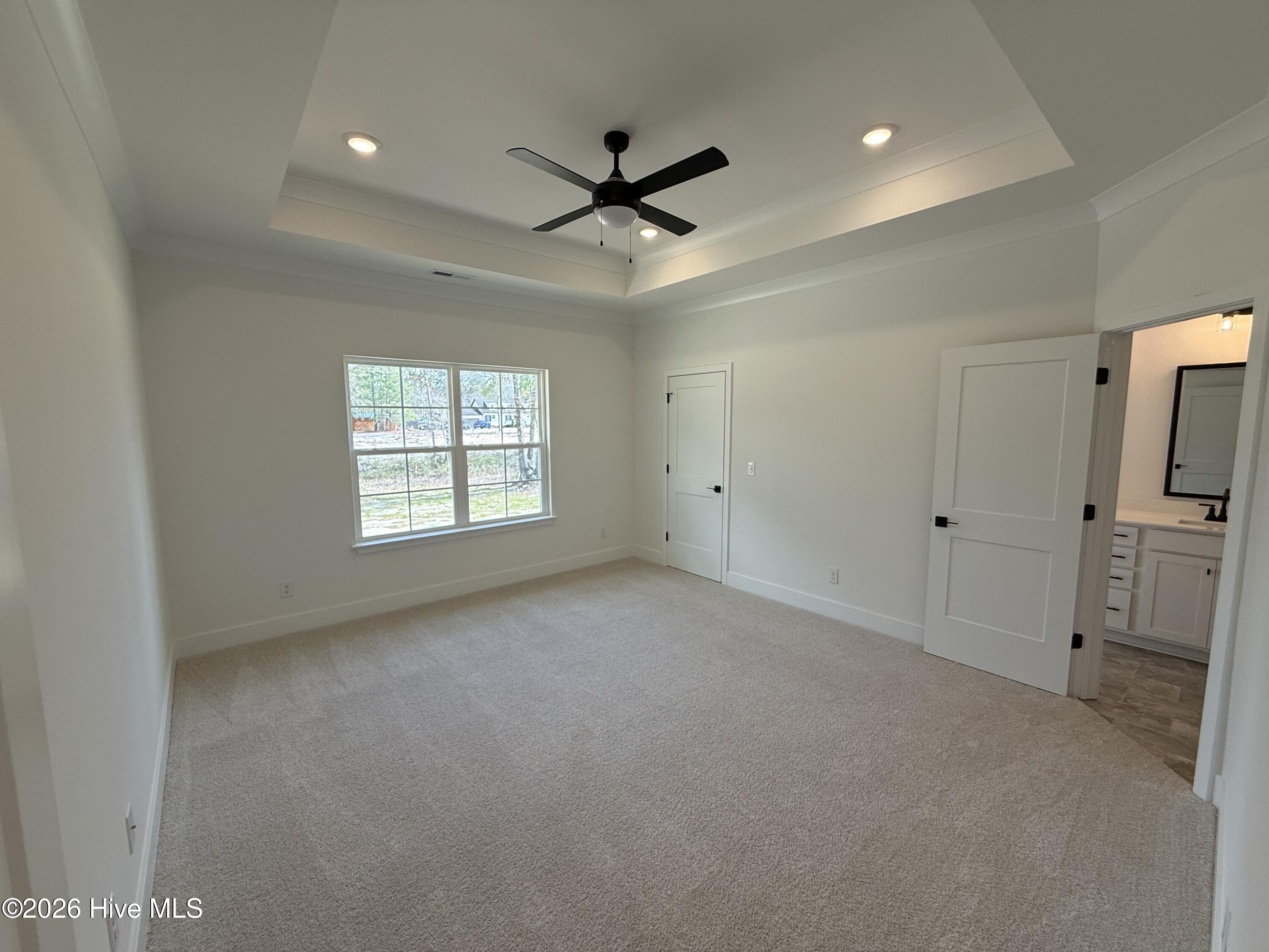 100546686 | Photo 45