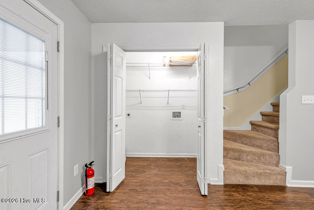 100554315 | Photo 13