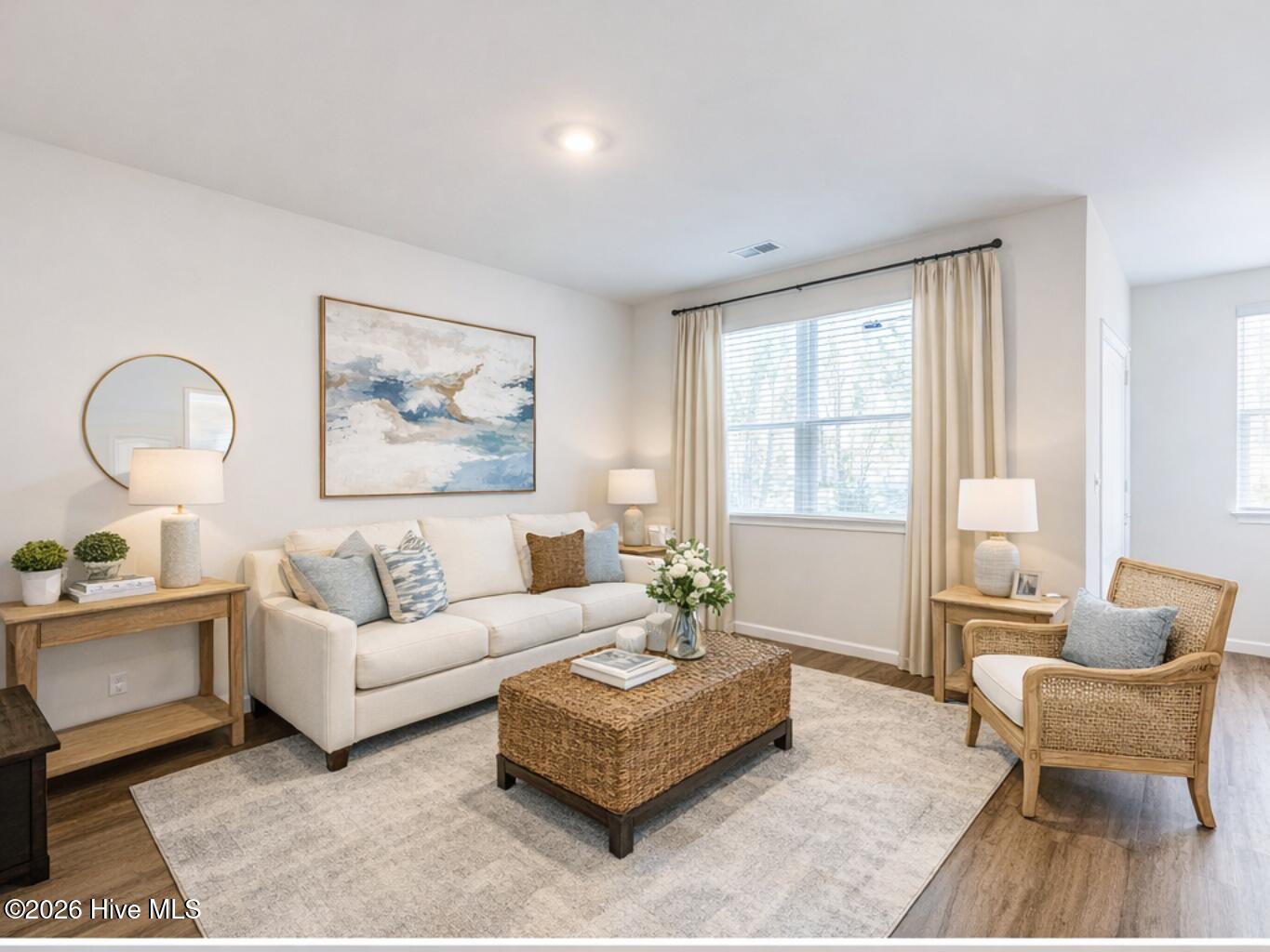 100543257 | Photo 12