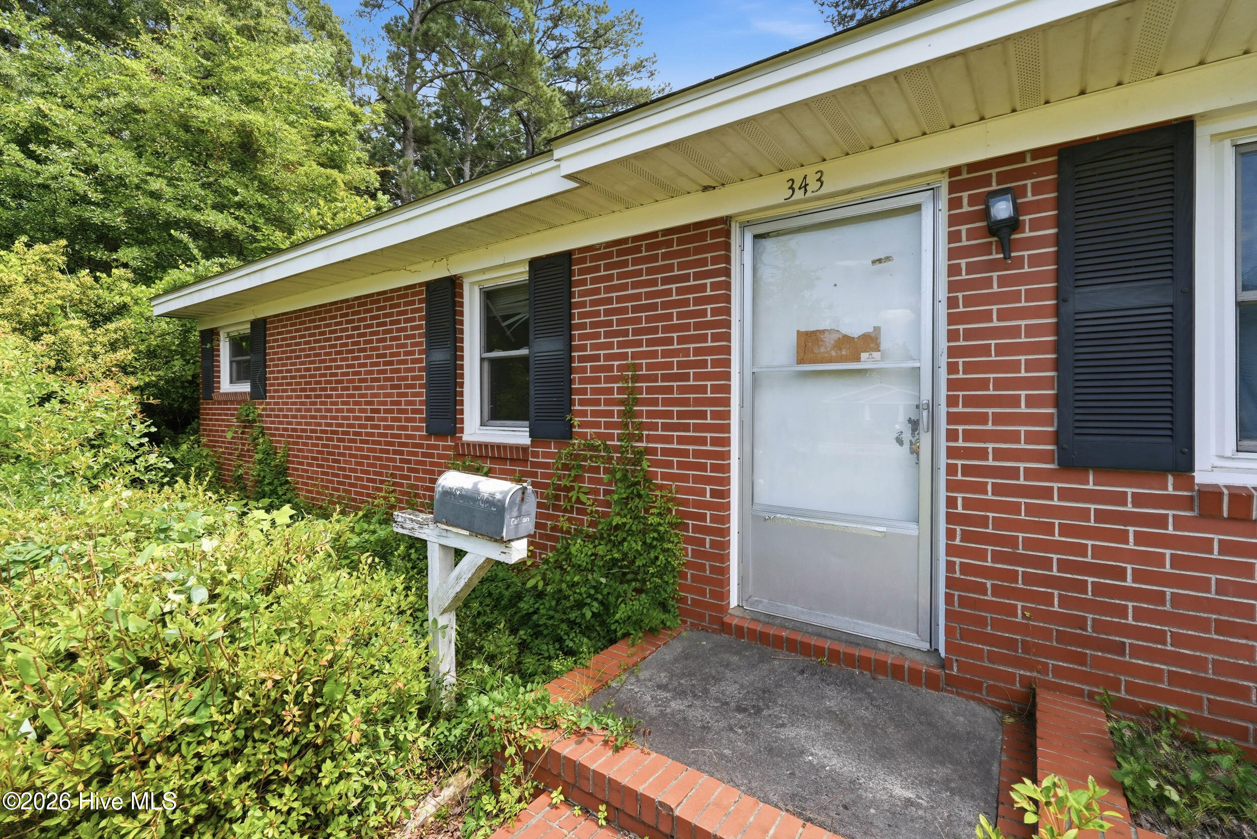 343 W Stevens Street, Wallace, NC 28466 – photo 8: 8_front door