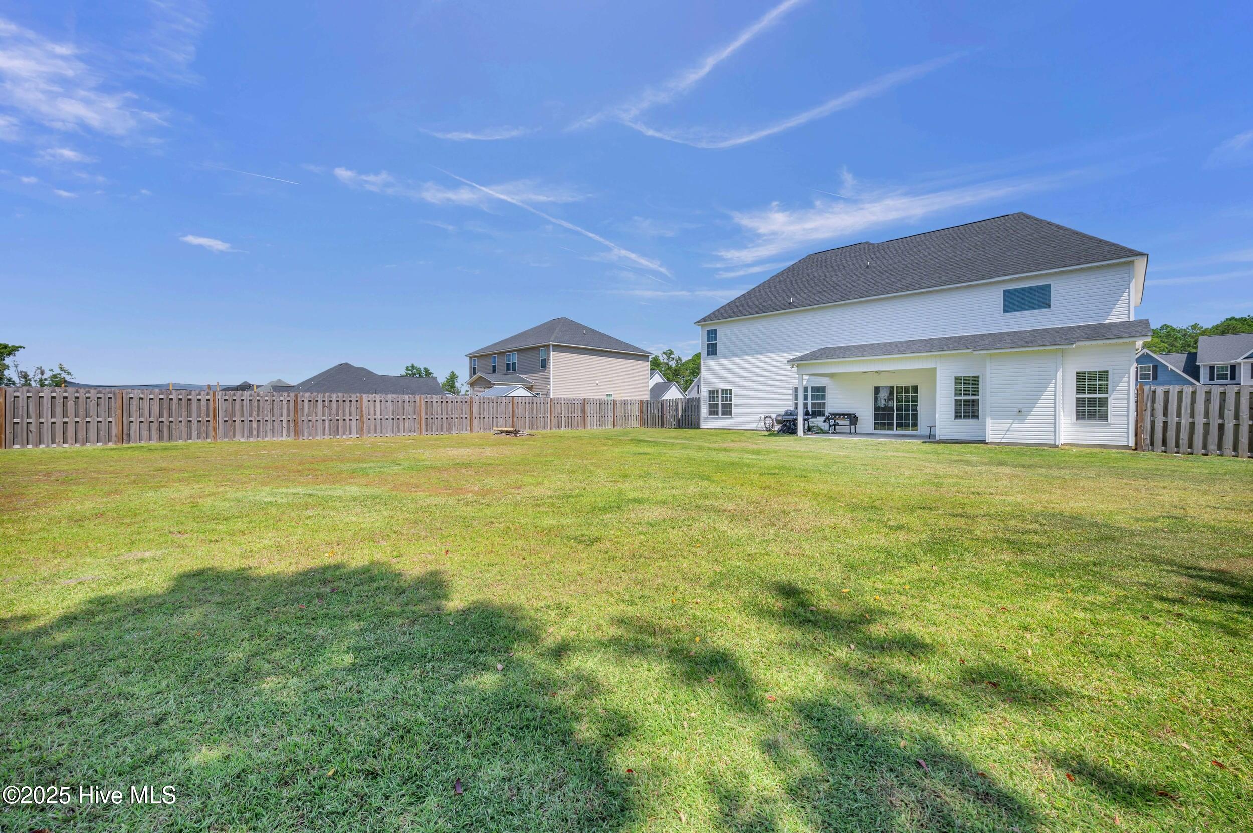 100530270 | Photo 41