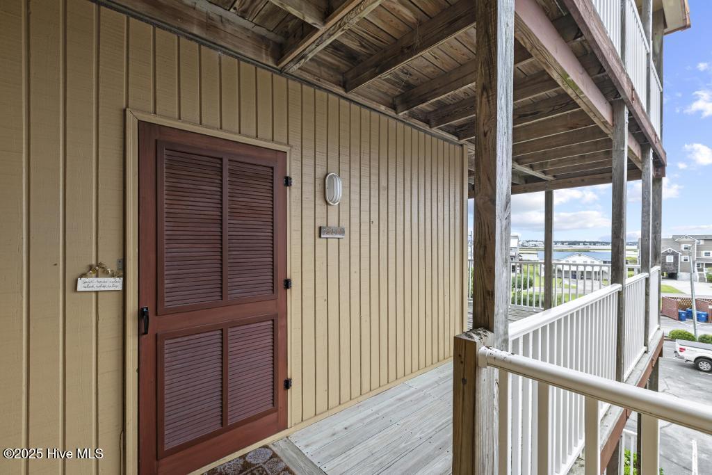 100537393 | Photo 16