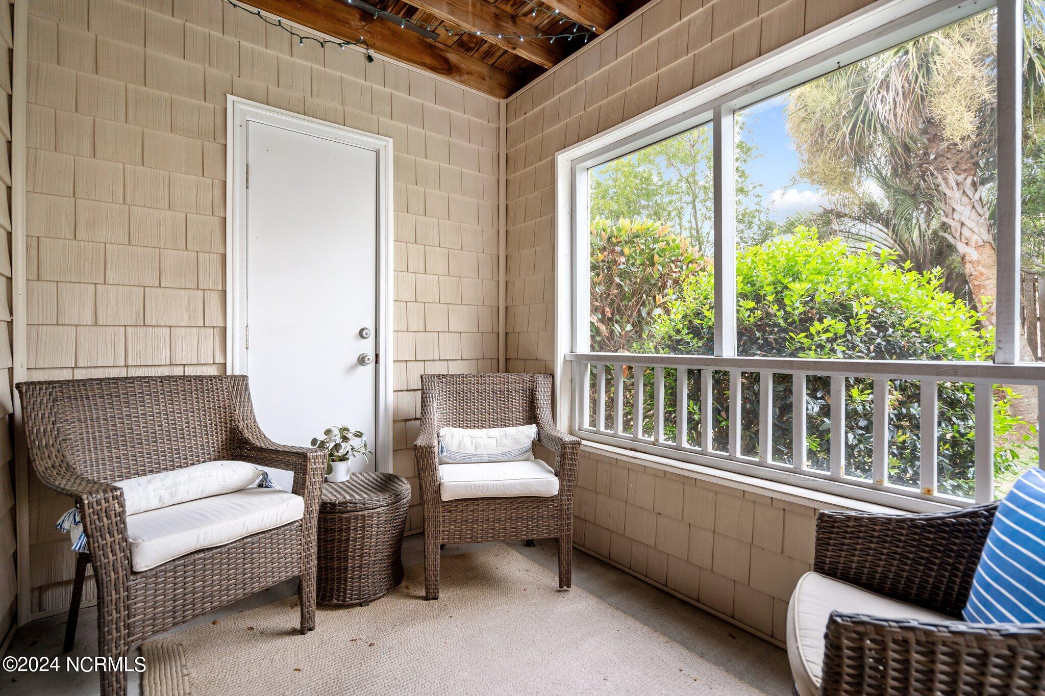 100537994 | Photo 17