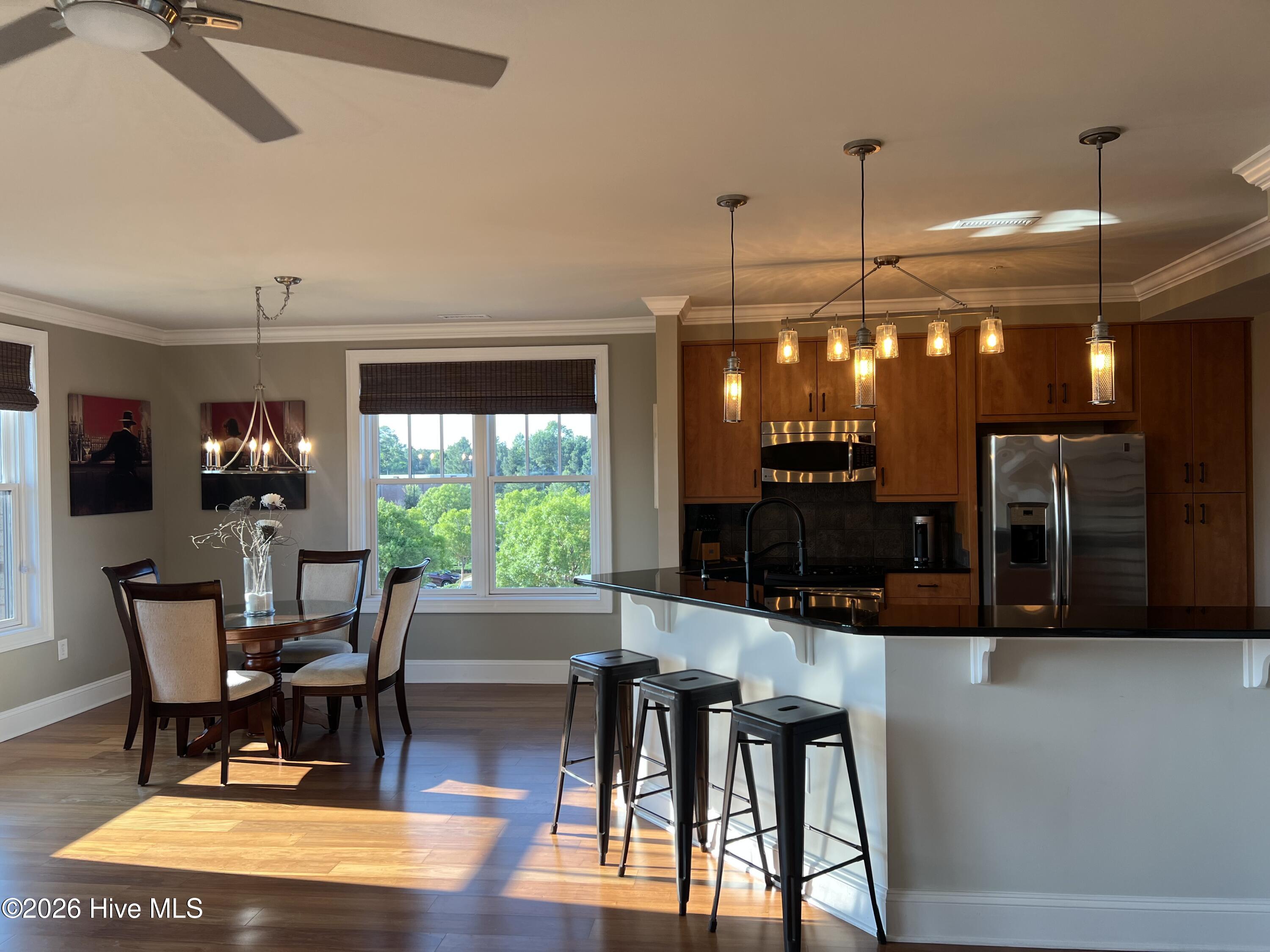 100565010 | Photo 13