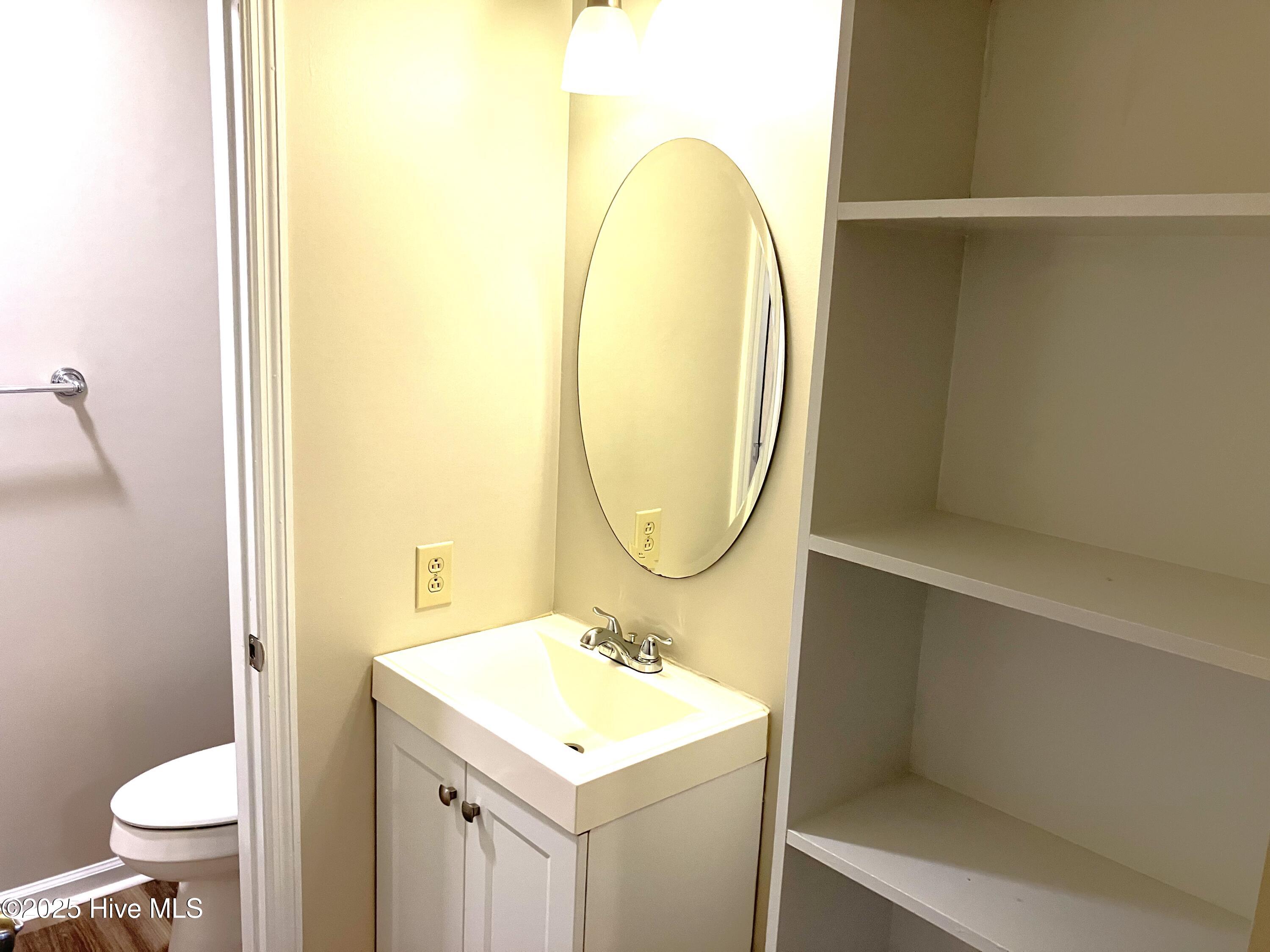 100545920 | Photo 20