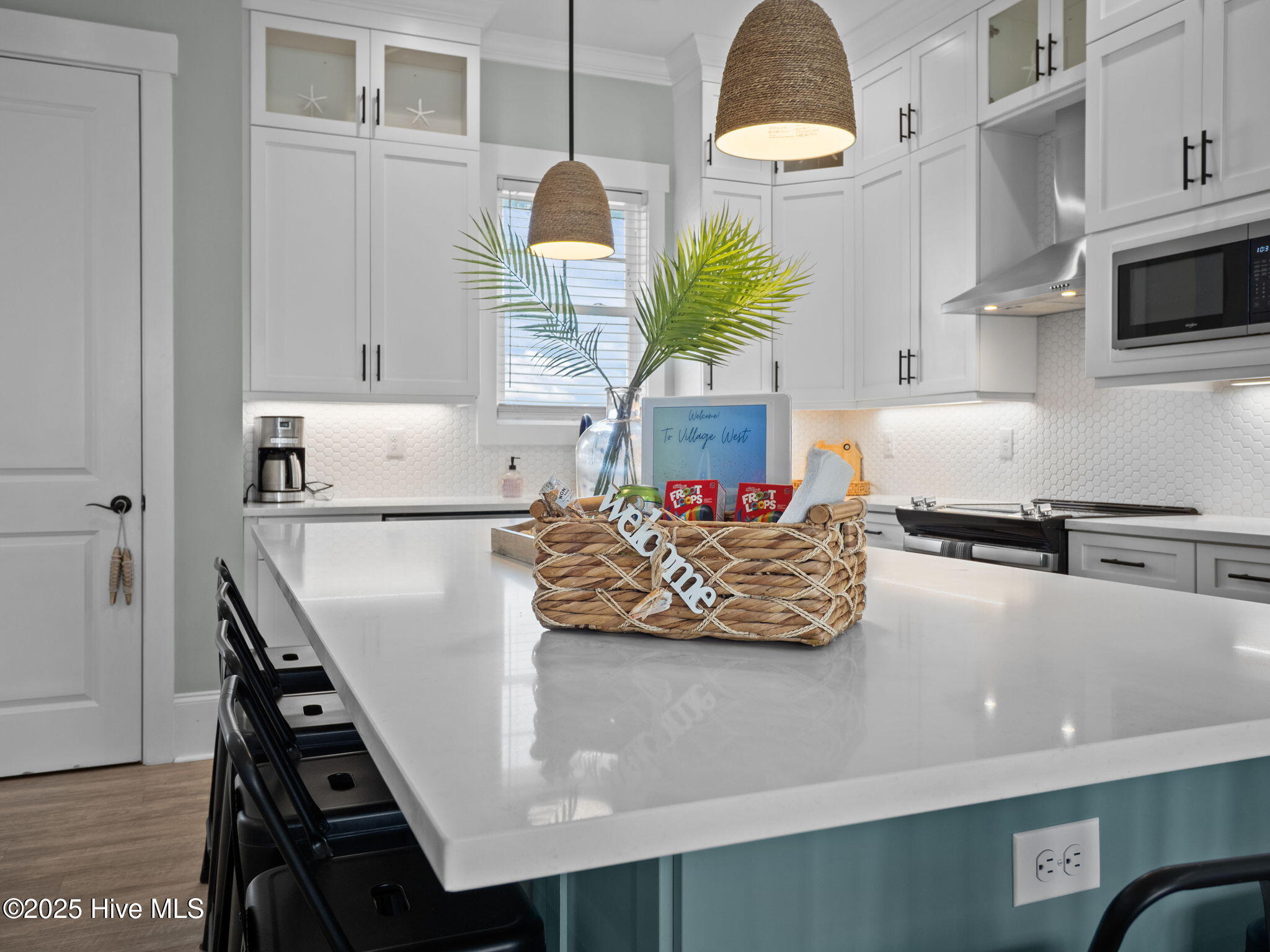 100535582 | Photo 30