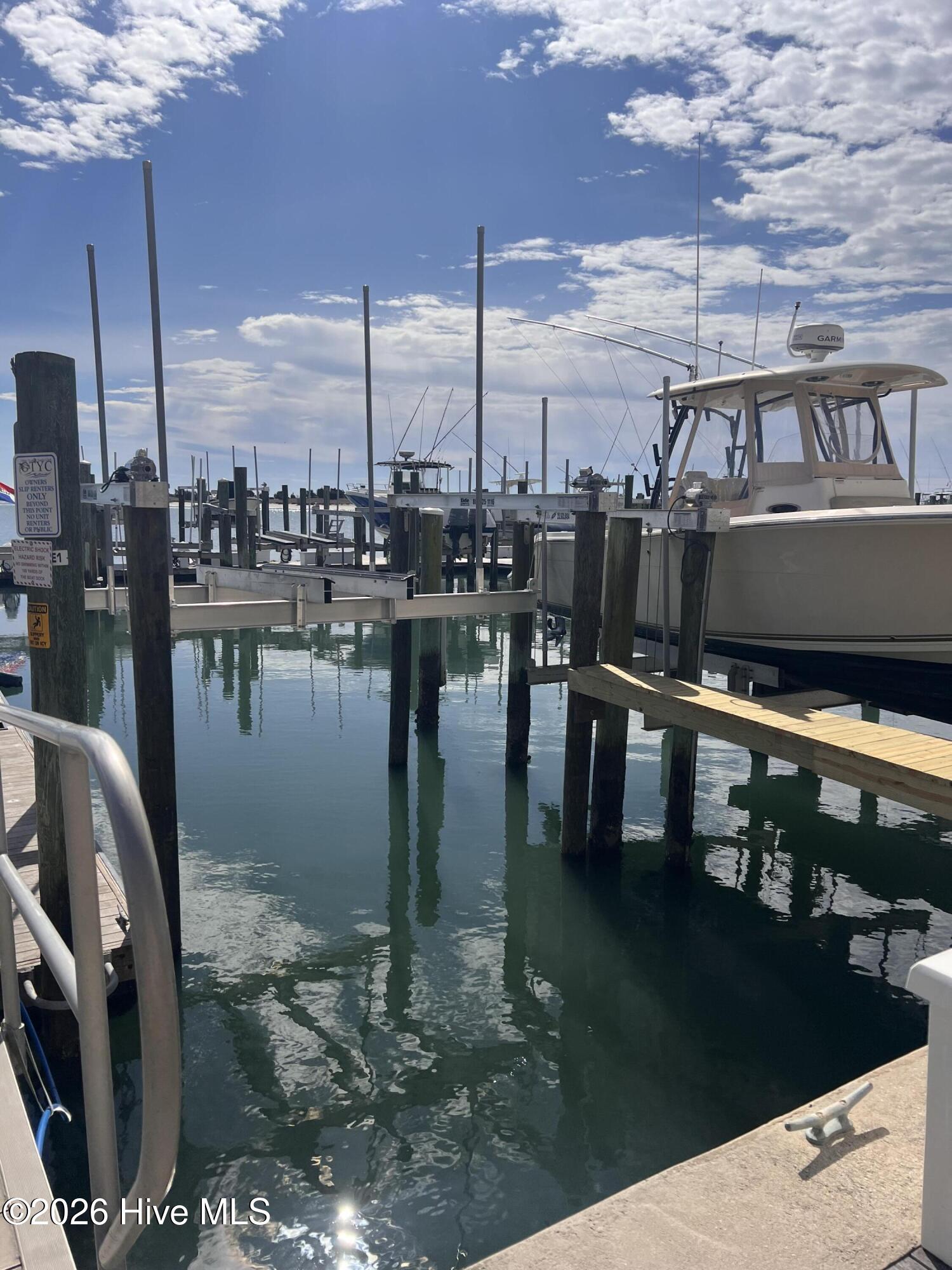 100 Olde Towne Yacht Club Road Slip E1,Beaufort