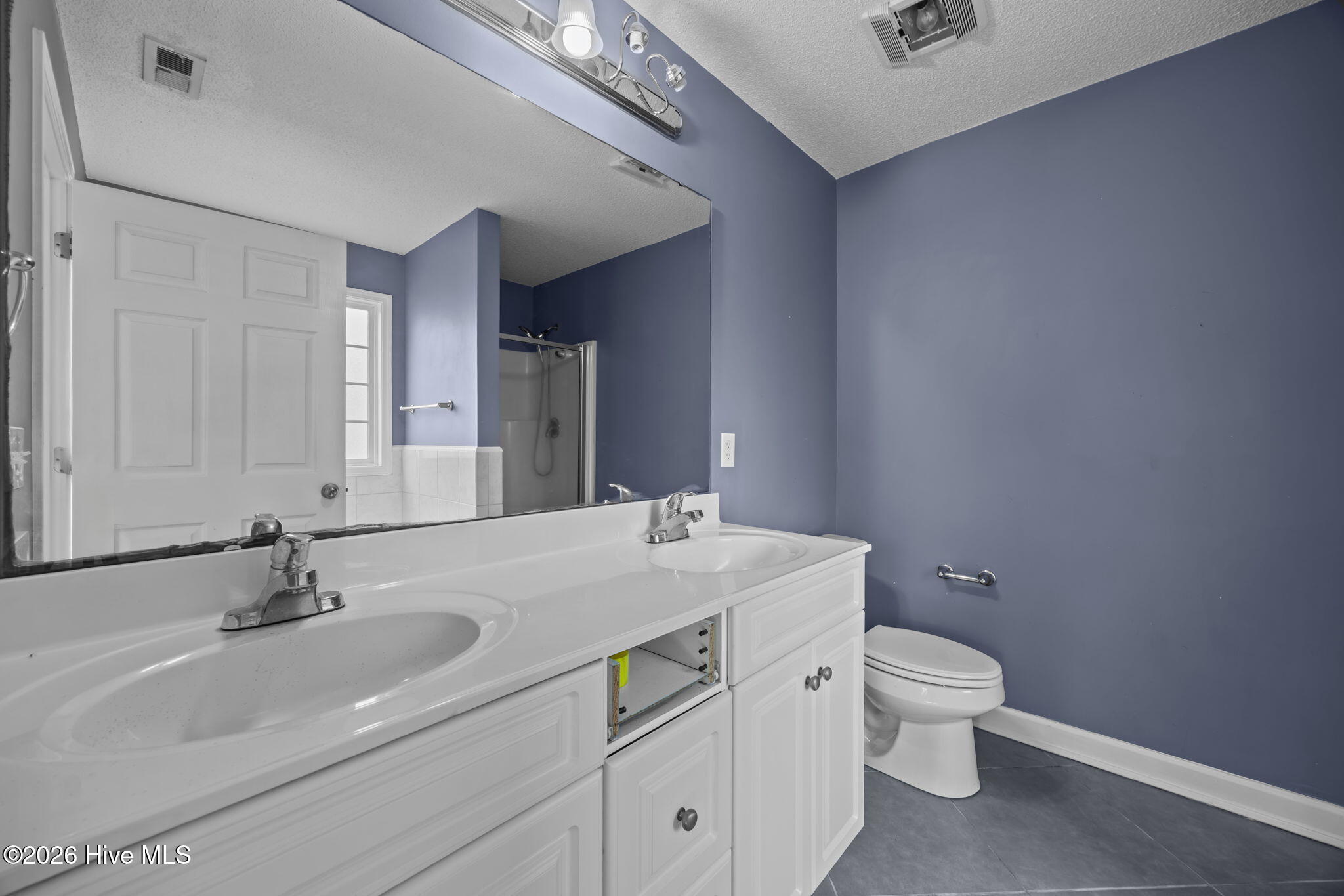 100522490 | Photo 24