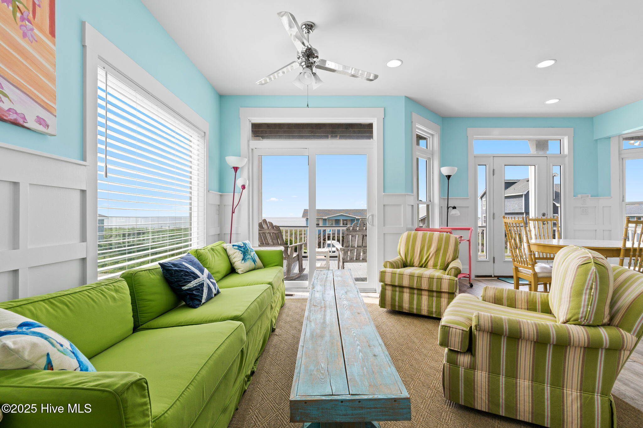 100528214 | Photo 67