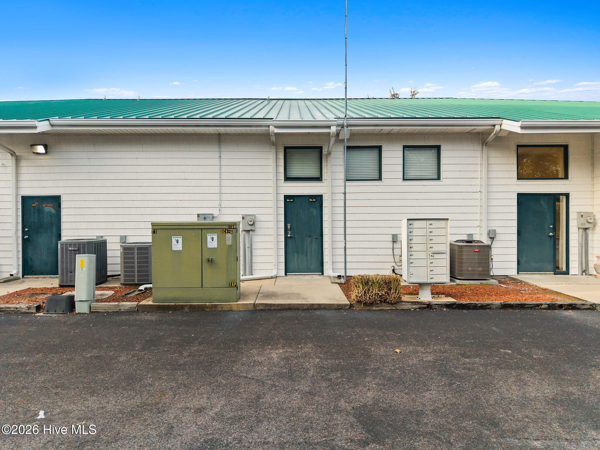 100555009 | Photo 18