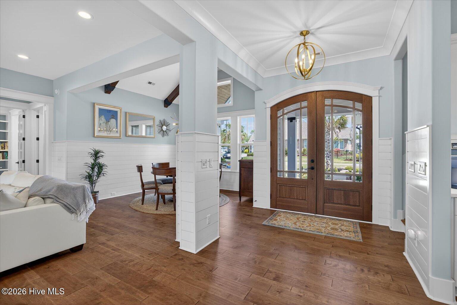 100566266 | Photo 10