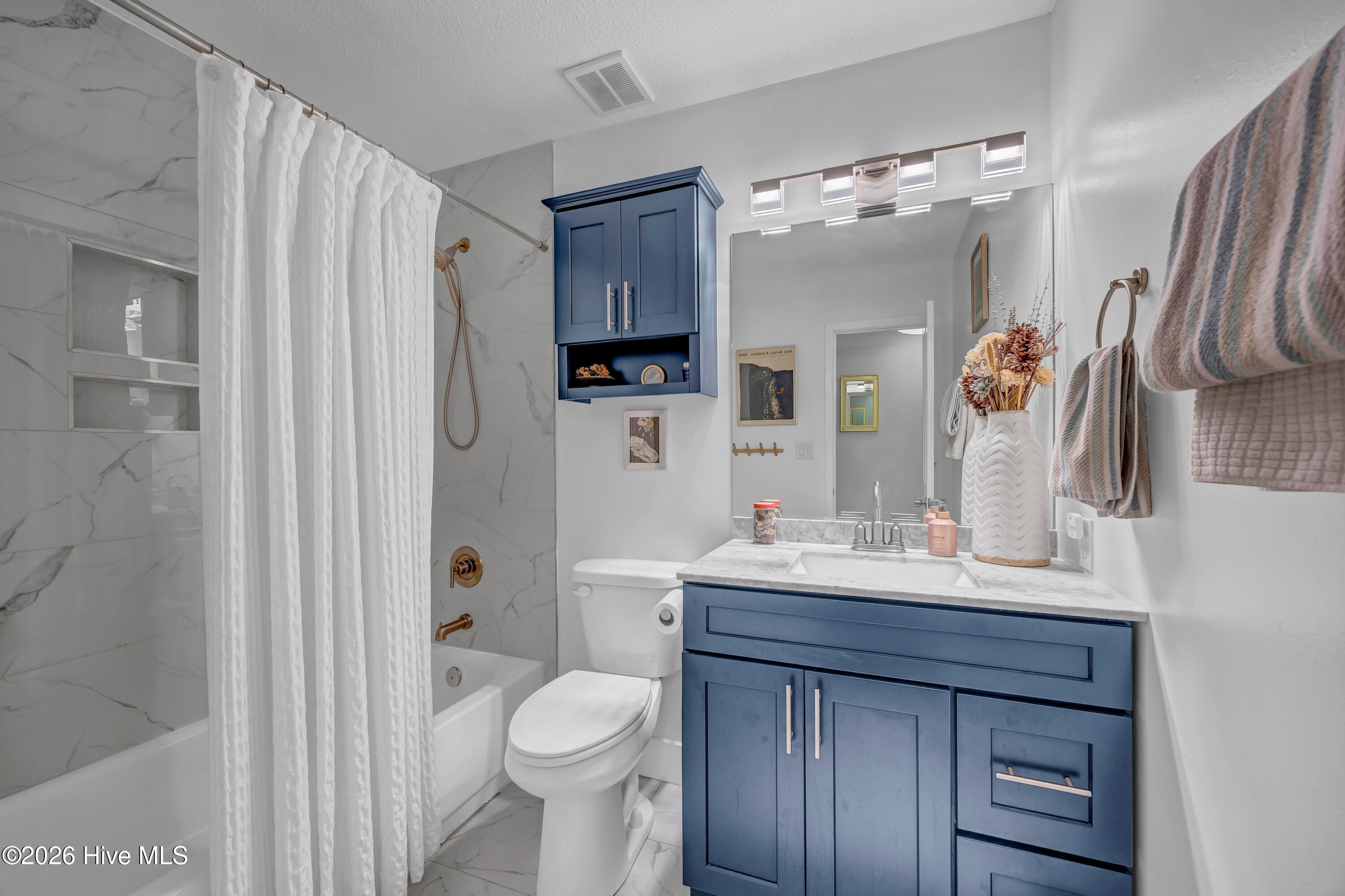 100555704 | Photo 20