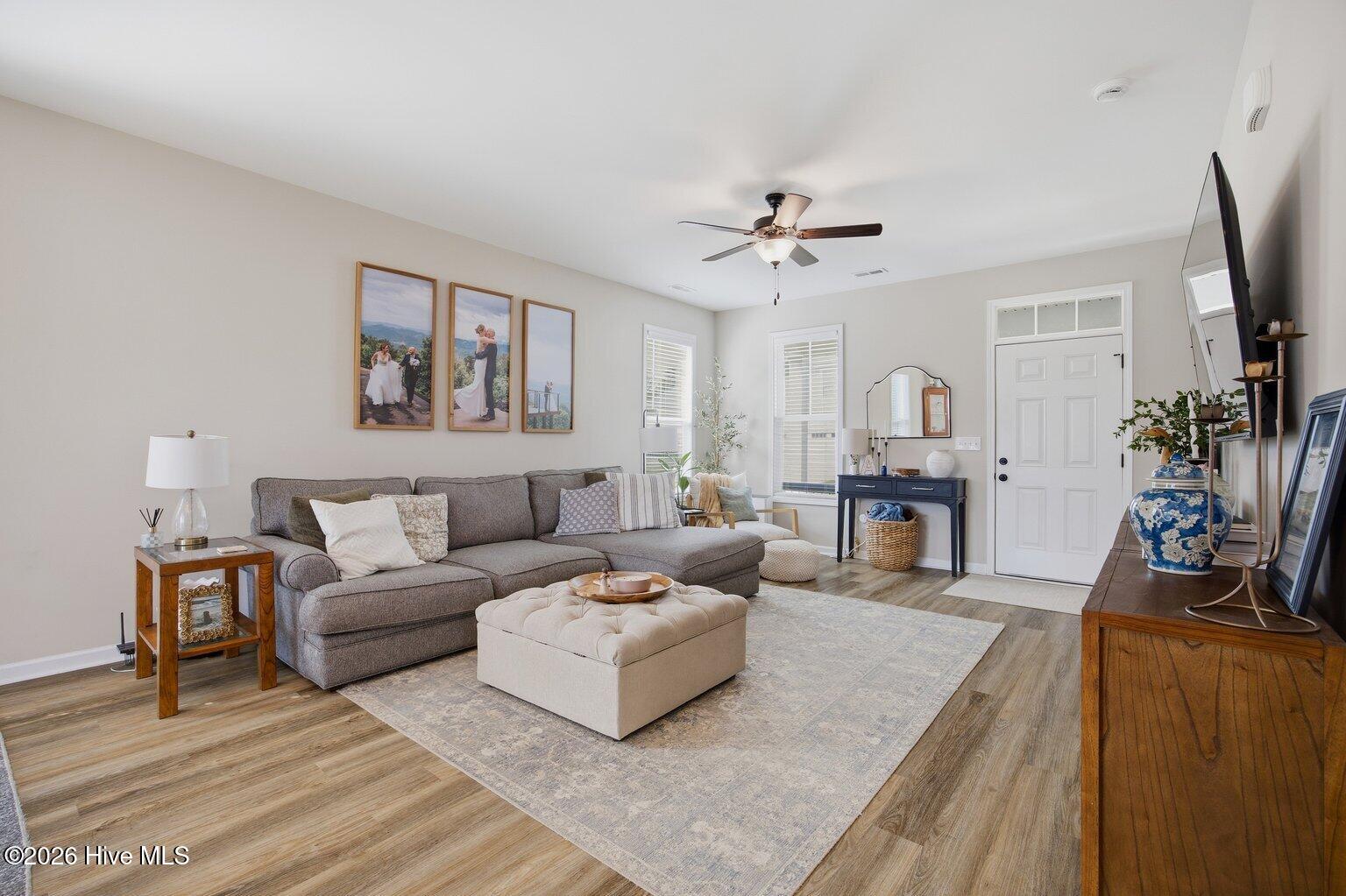 100567479 | Photo 10