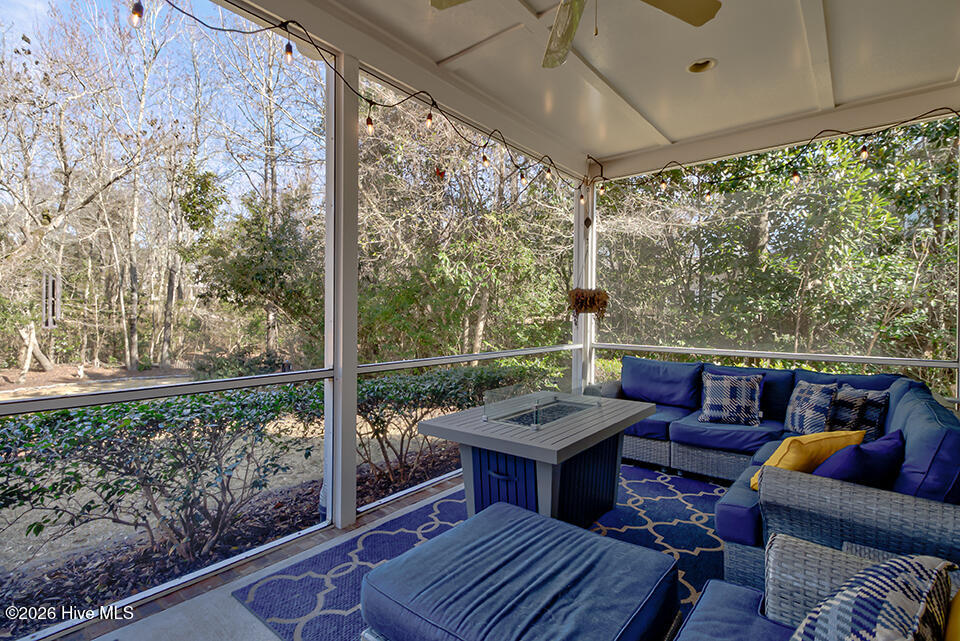 100553101 | Photo 33