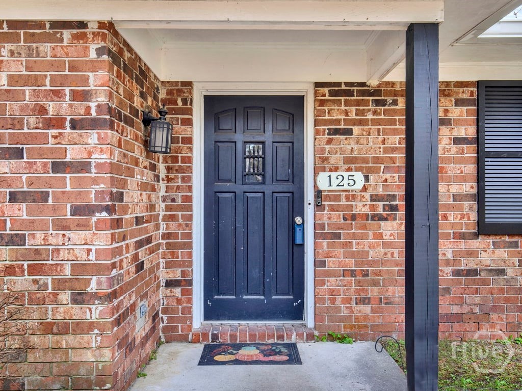 Homes for sale in Rincon, GA | 125 Westwood Dr, Rincon, GA 31326 | MLS# SA347768