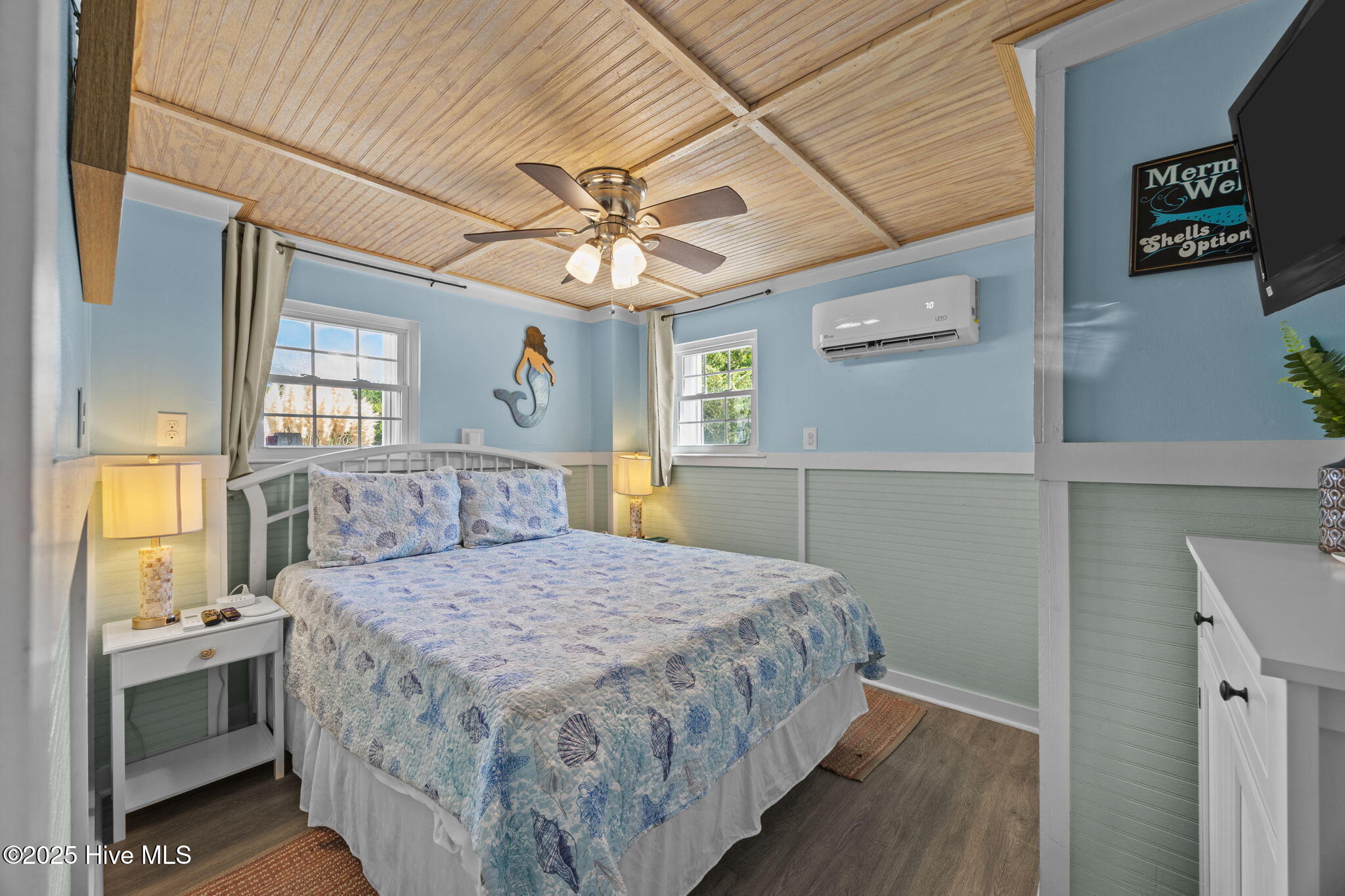 100532848 | Photo 40