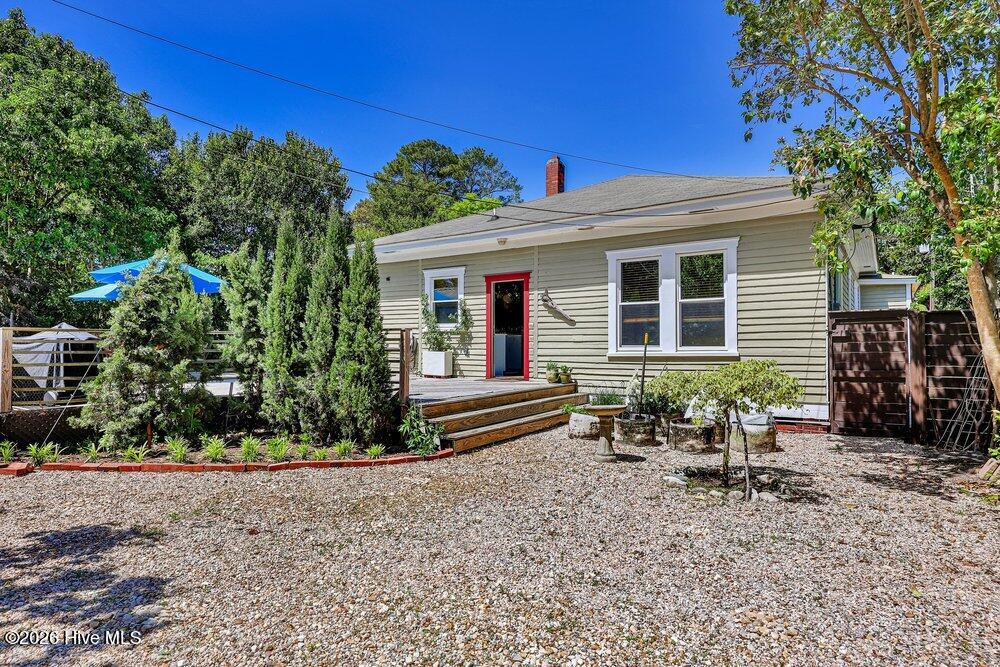 100566675 | Photo 32