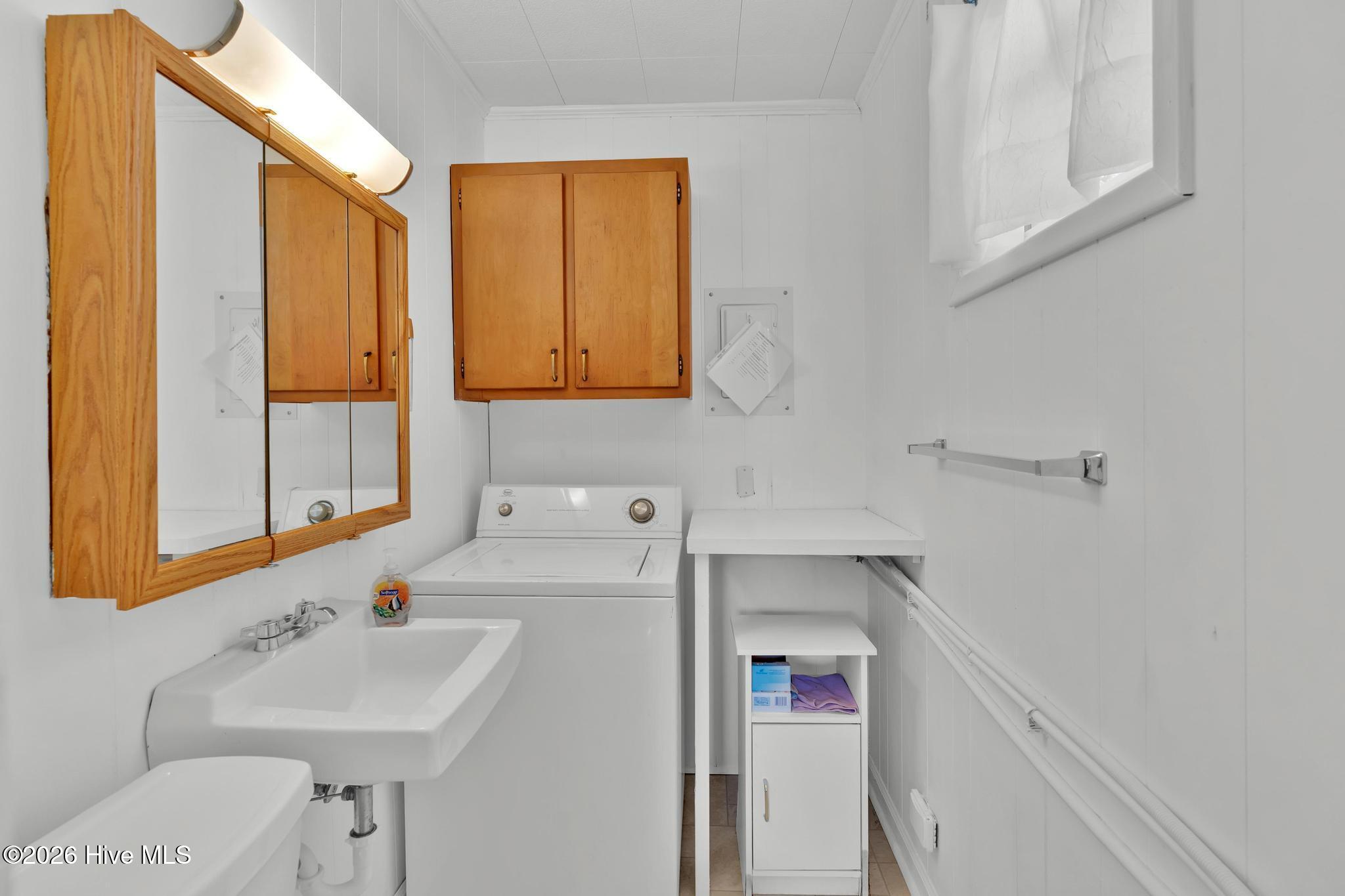 100562337 | Photo 17