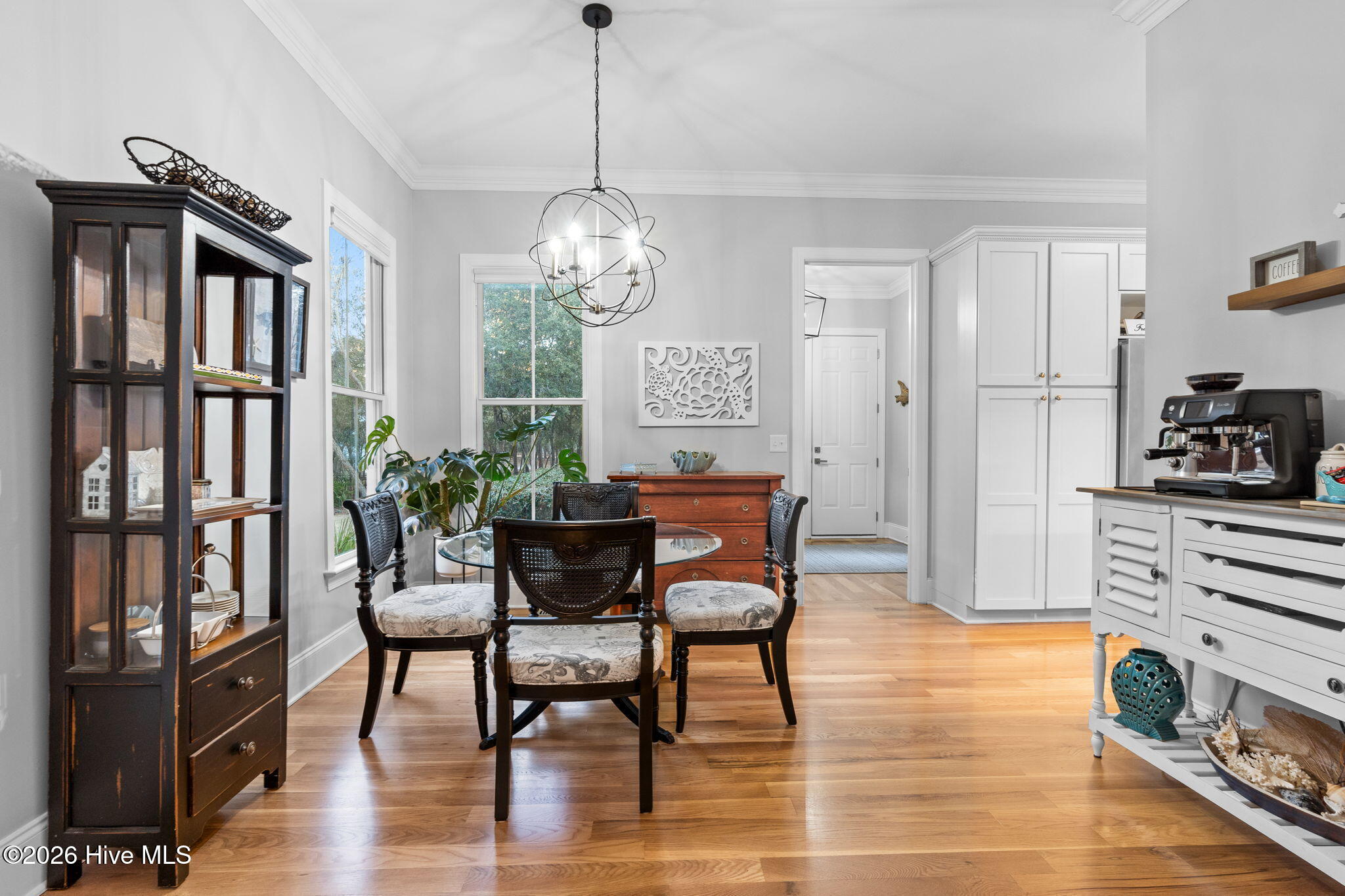 100549864 | Photo 20