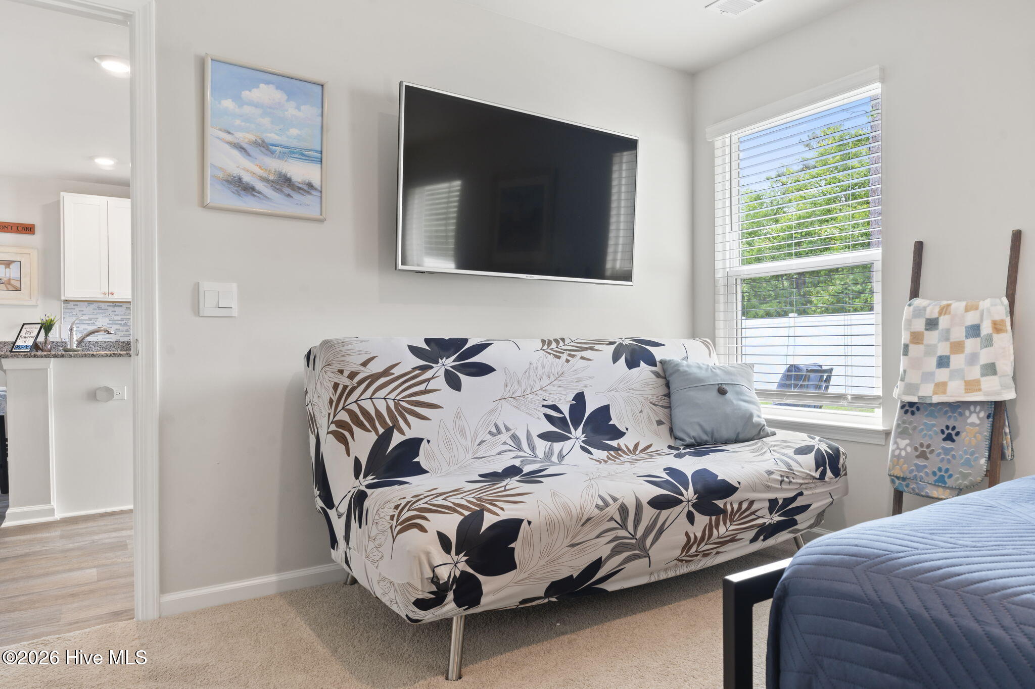 100547416 | Photo 12