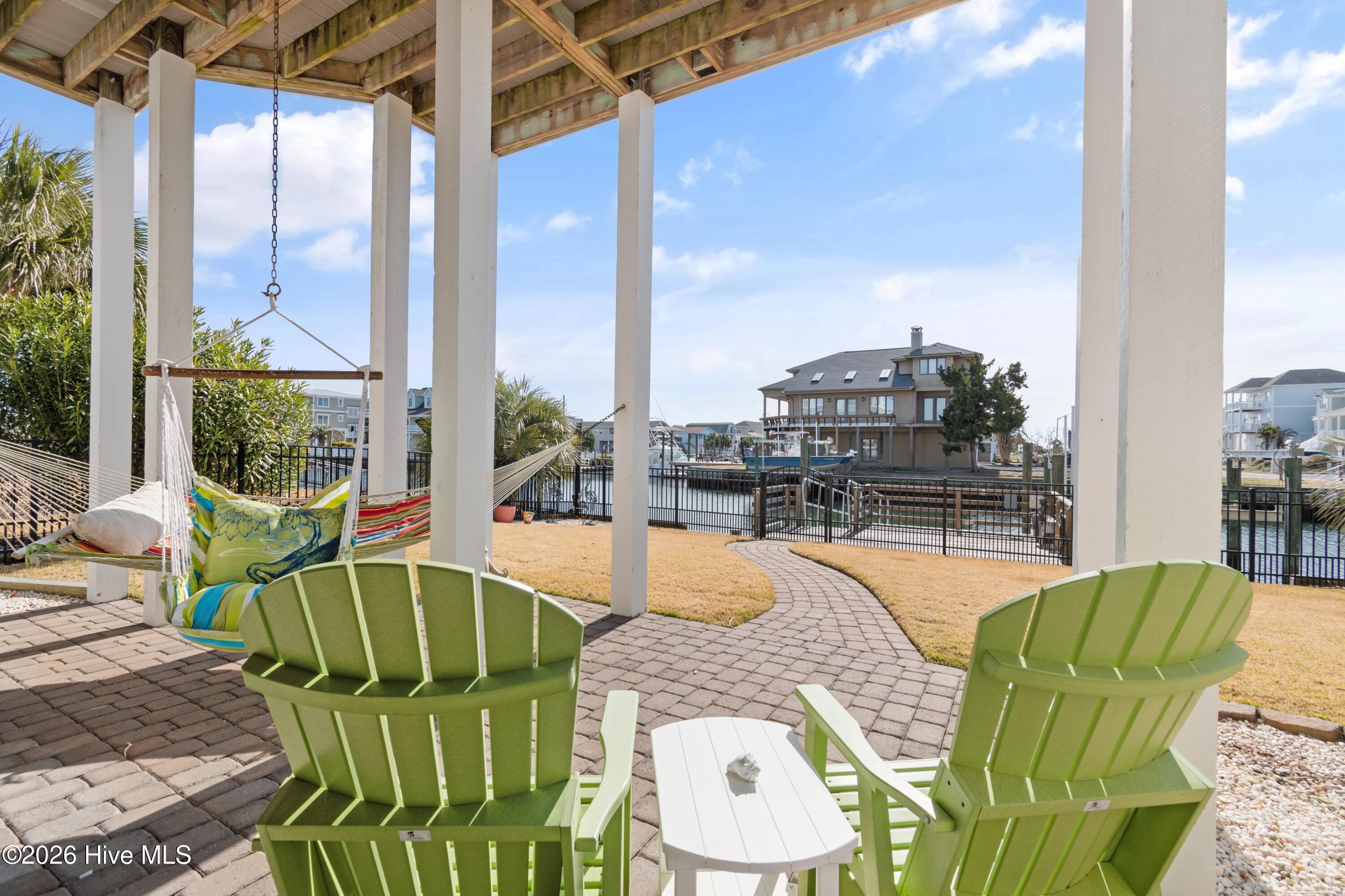 100547870 | Photo 55