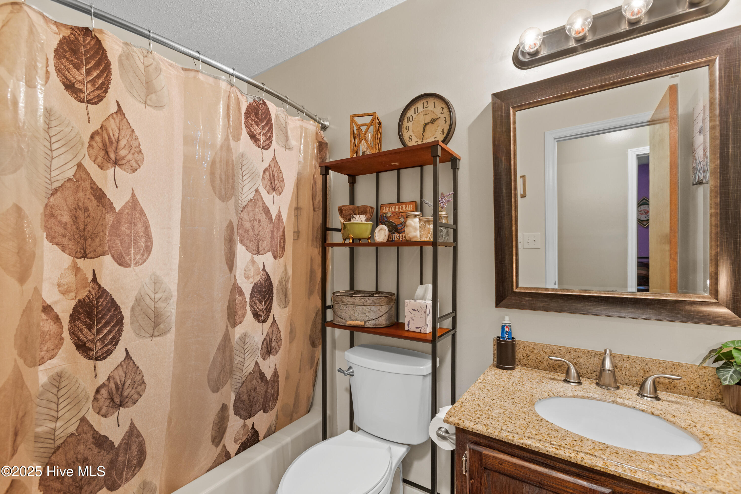 256 S Creek Drive, Jacksonville, NC 28540 – photo 18: 17-23