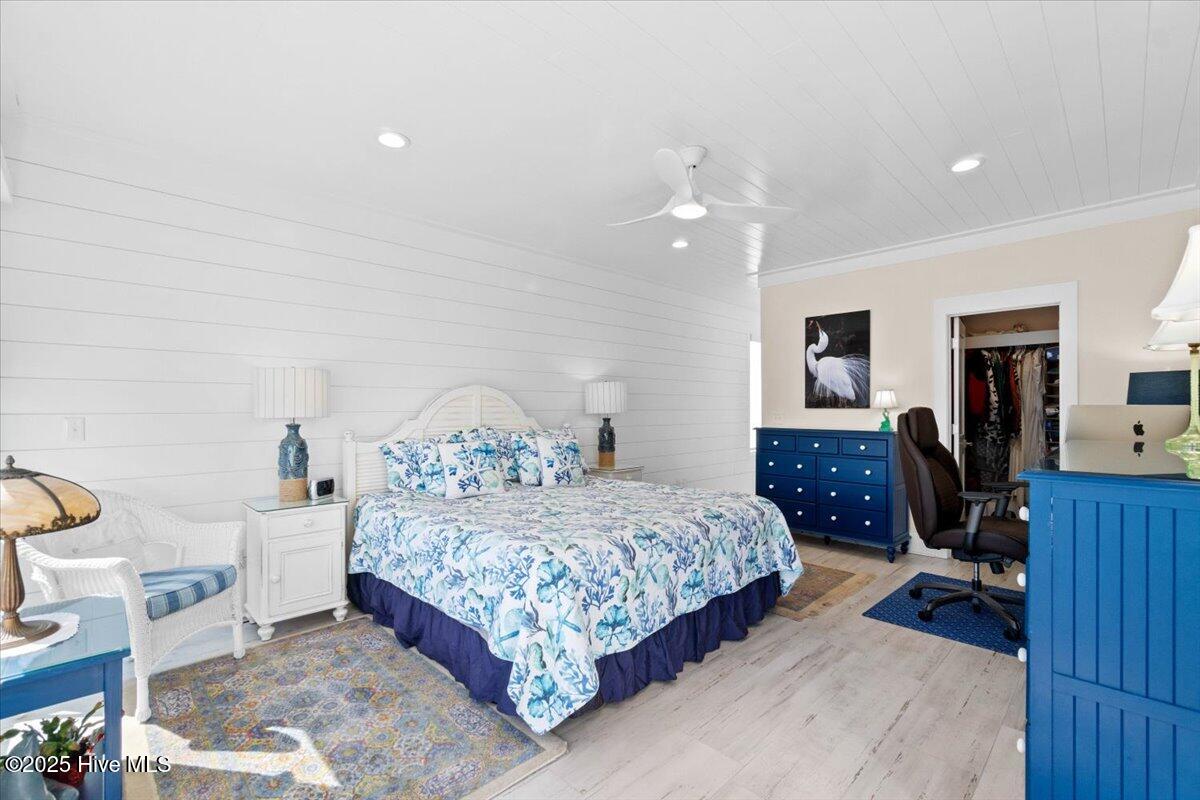 100491372 | Photo 49