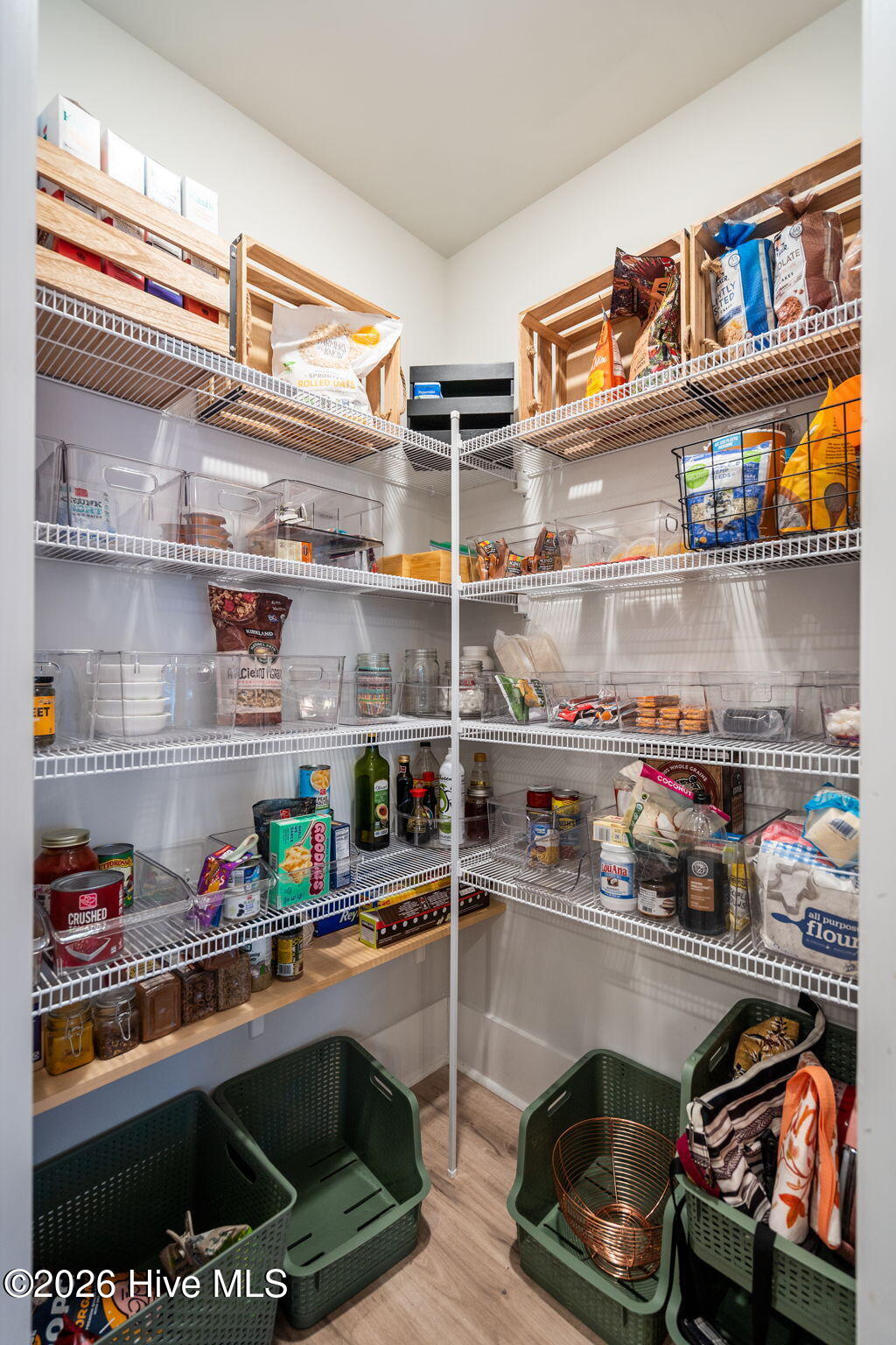 100558026 | Photo 37