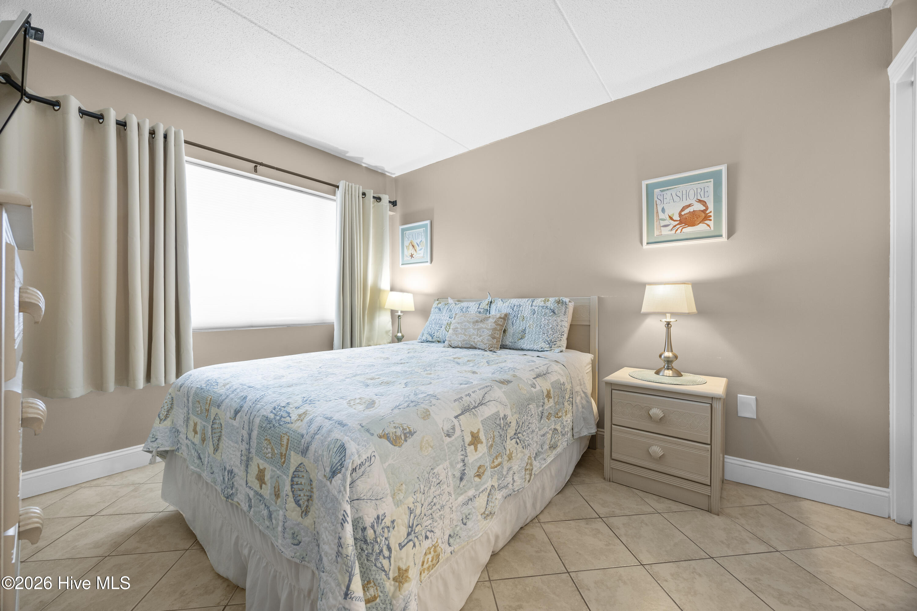 100564561 | Photo 12