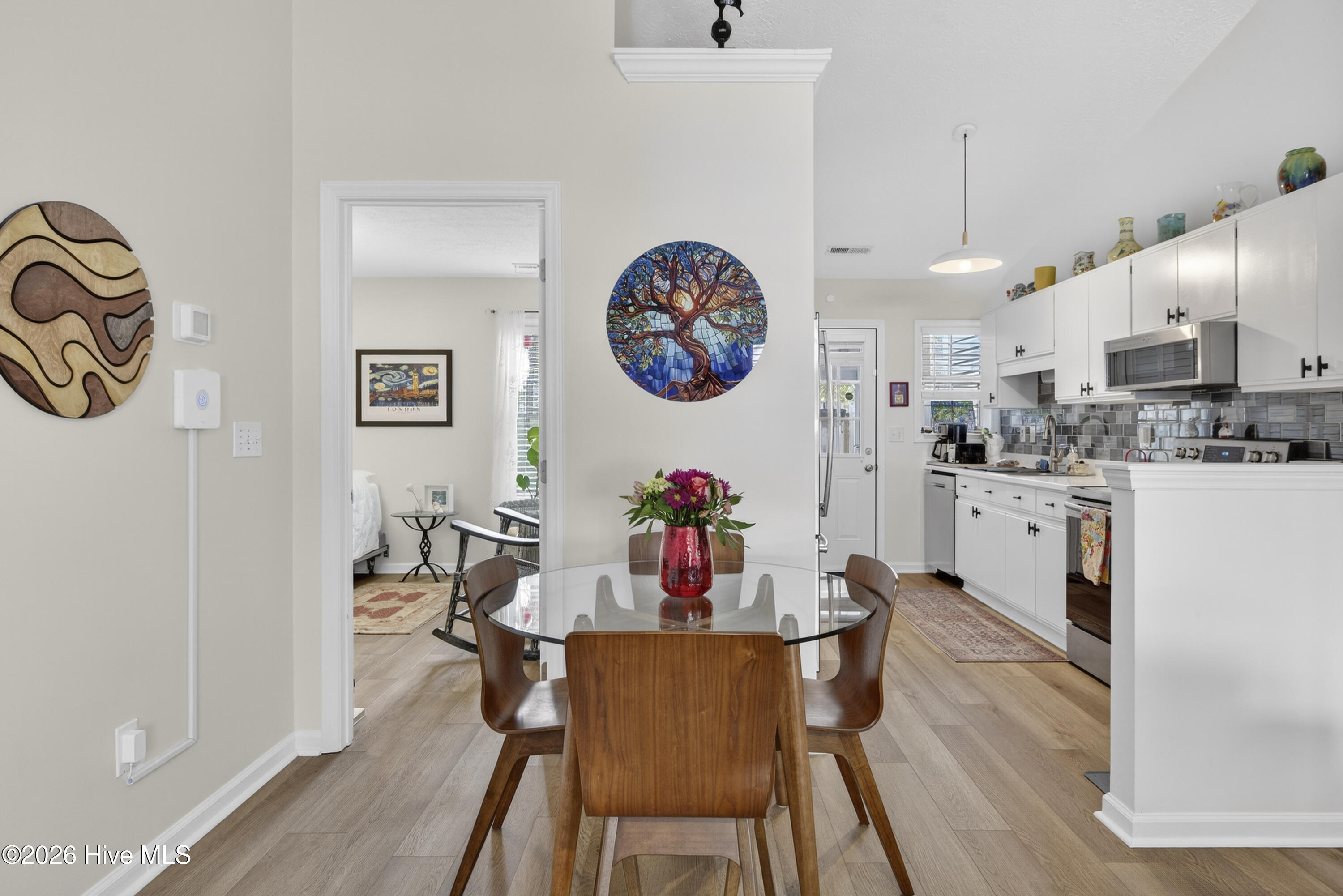 100557004 | Photo 10