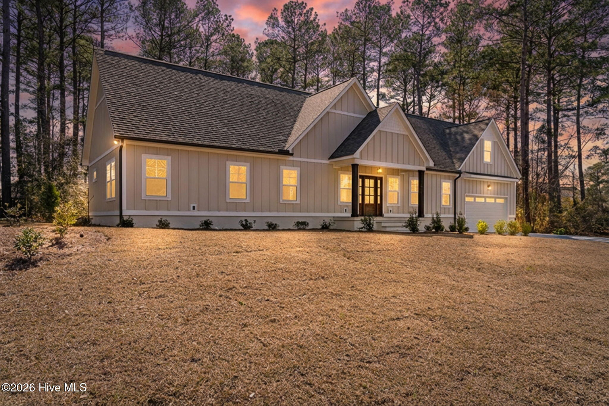 100559220 | Photo 71