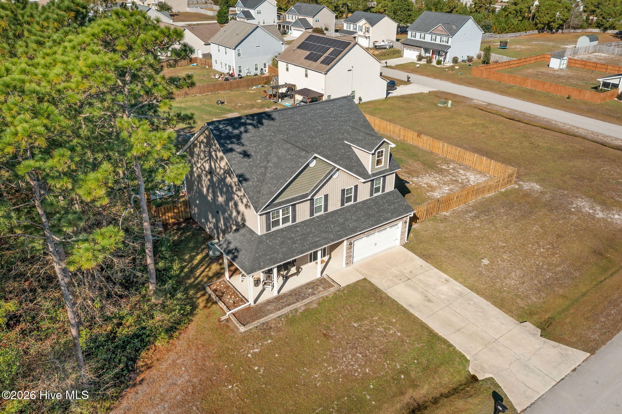 100549949 | Photo 47