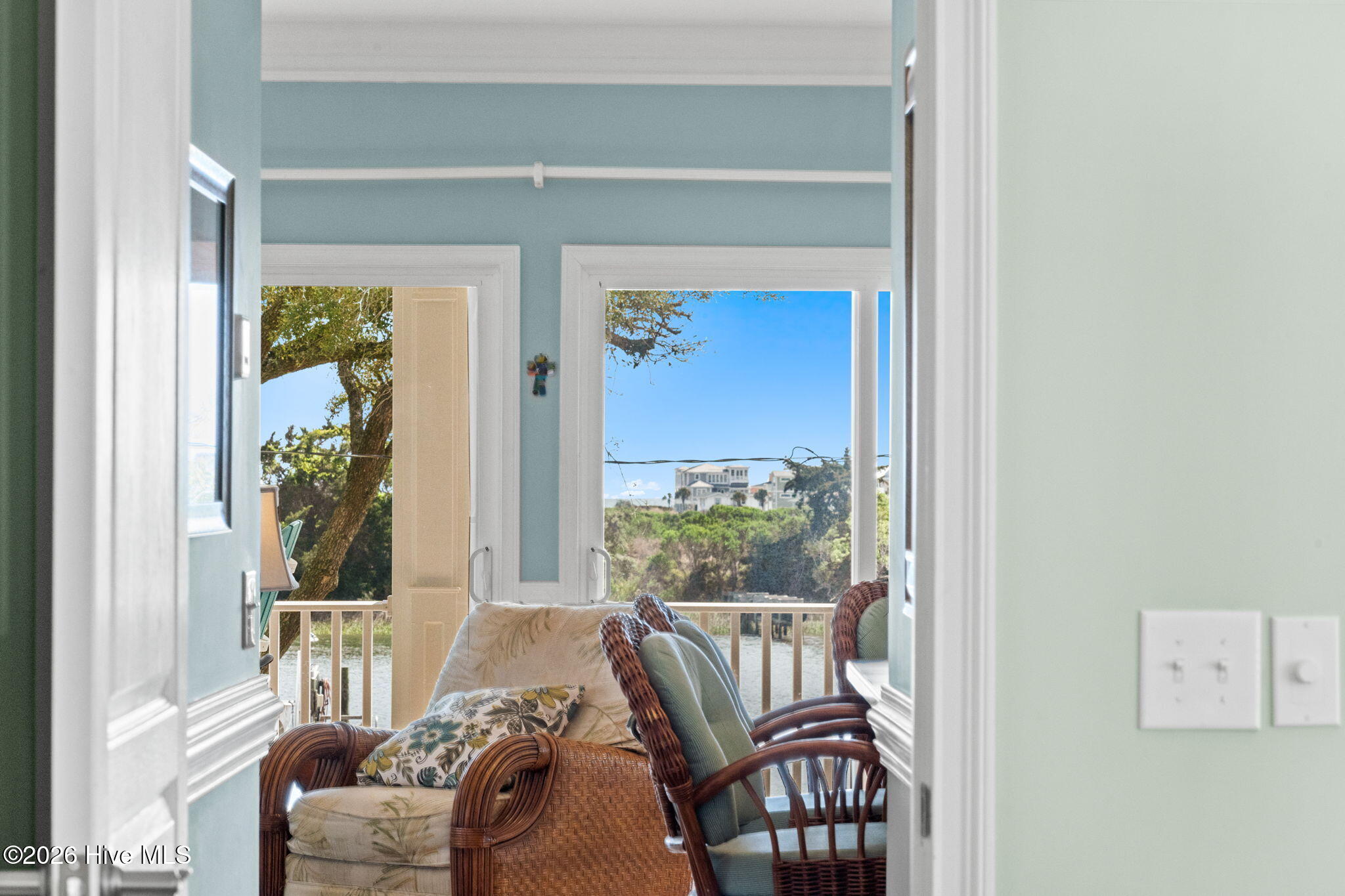 100566344 | Photo 66