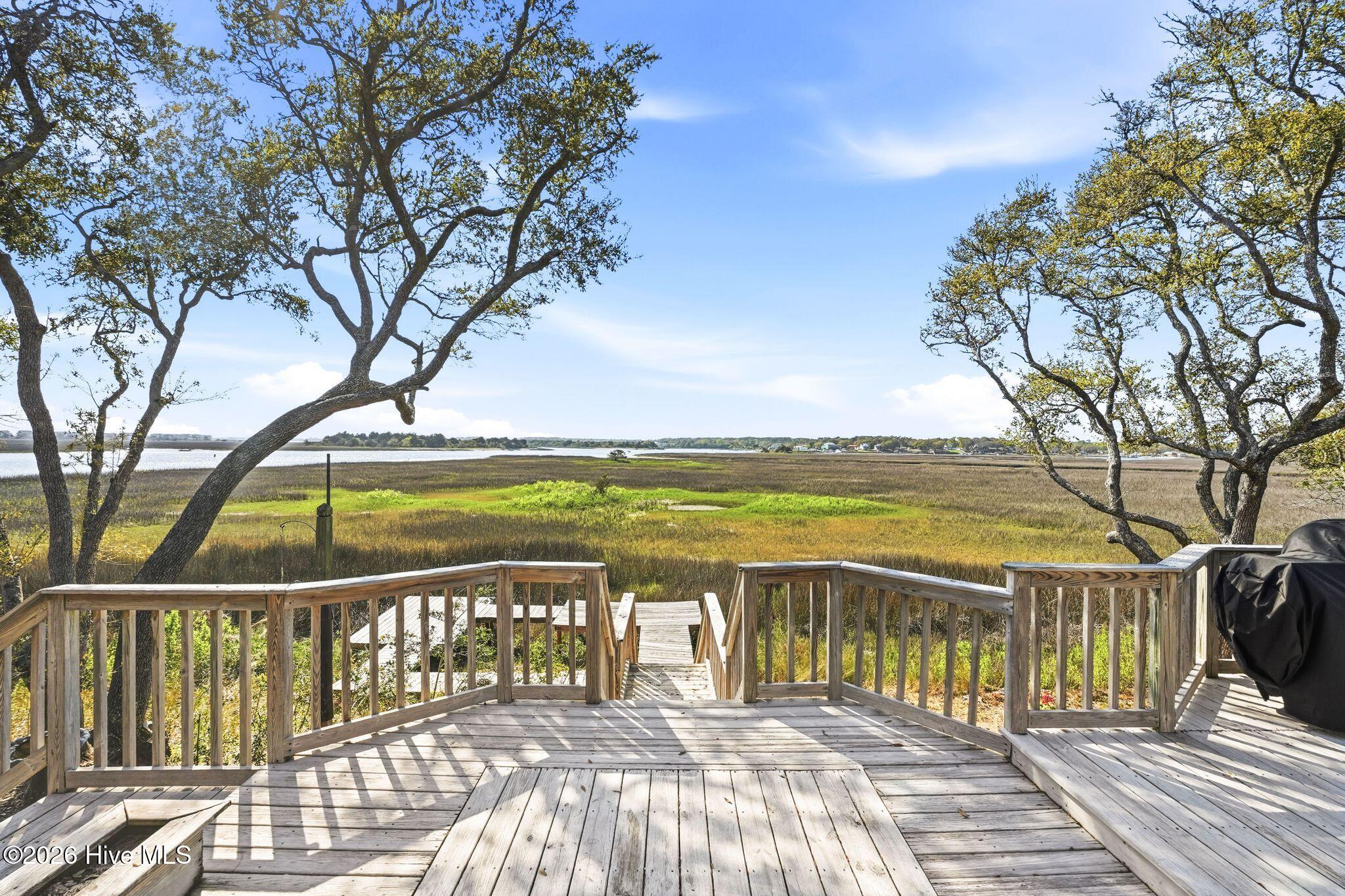 100565055 | Photo 59