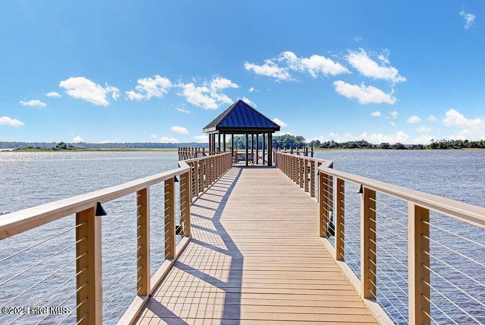 100546081 | Photo 36