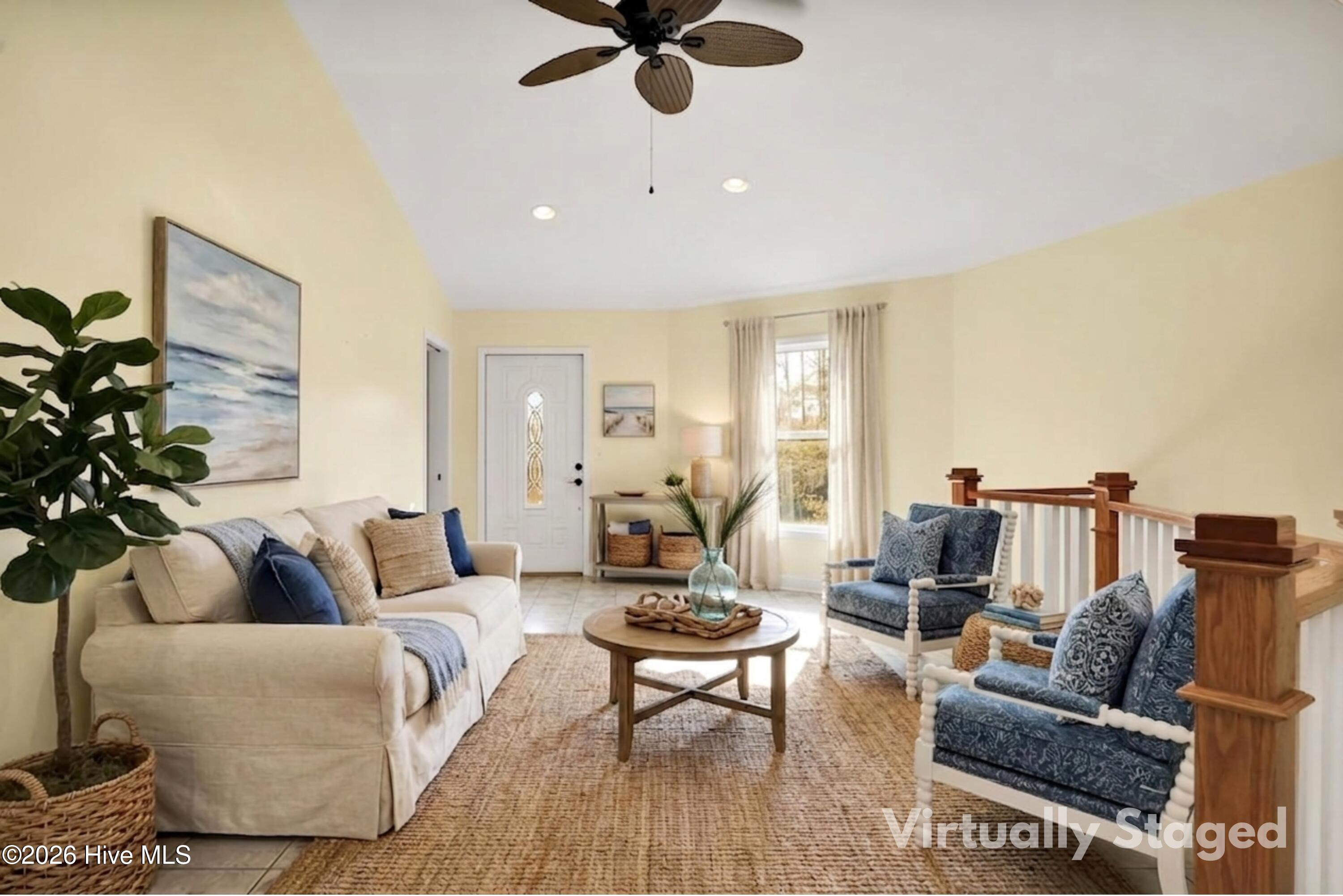 100562809 | Photo 18