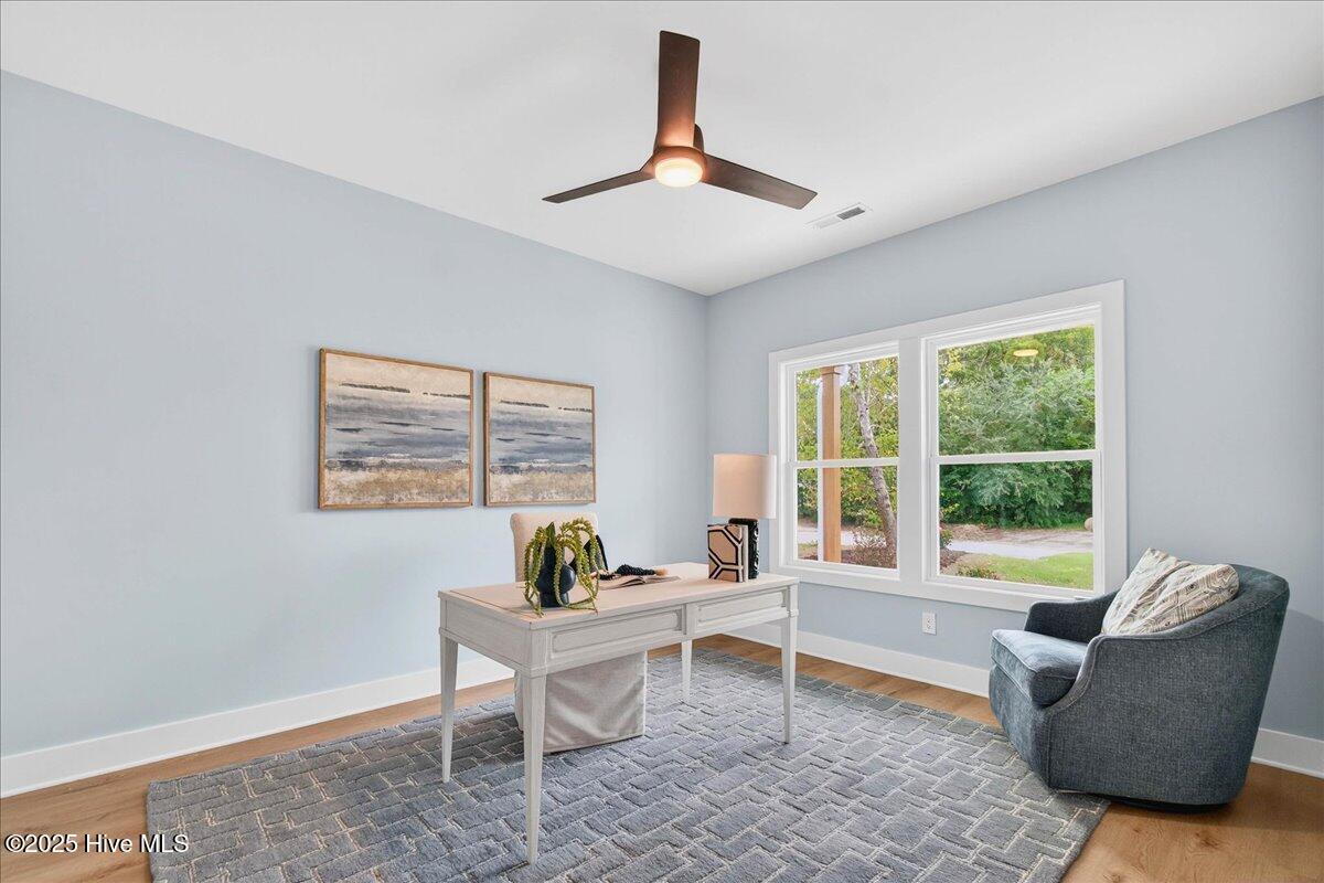 100531648 | Photo 17