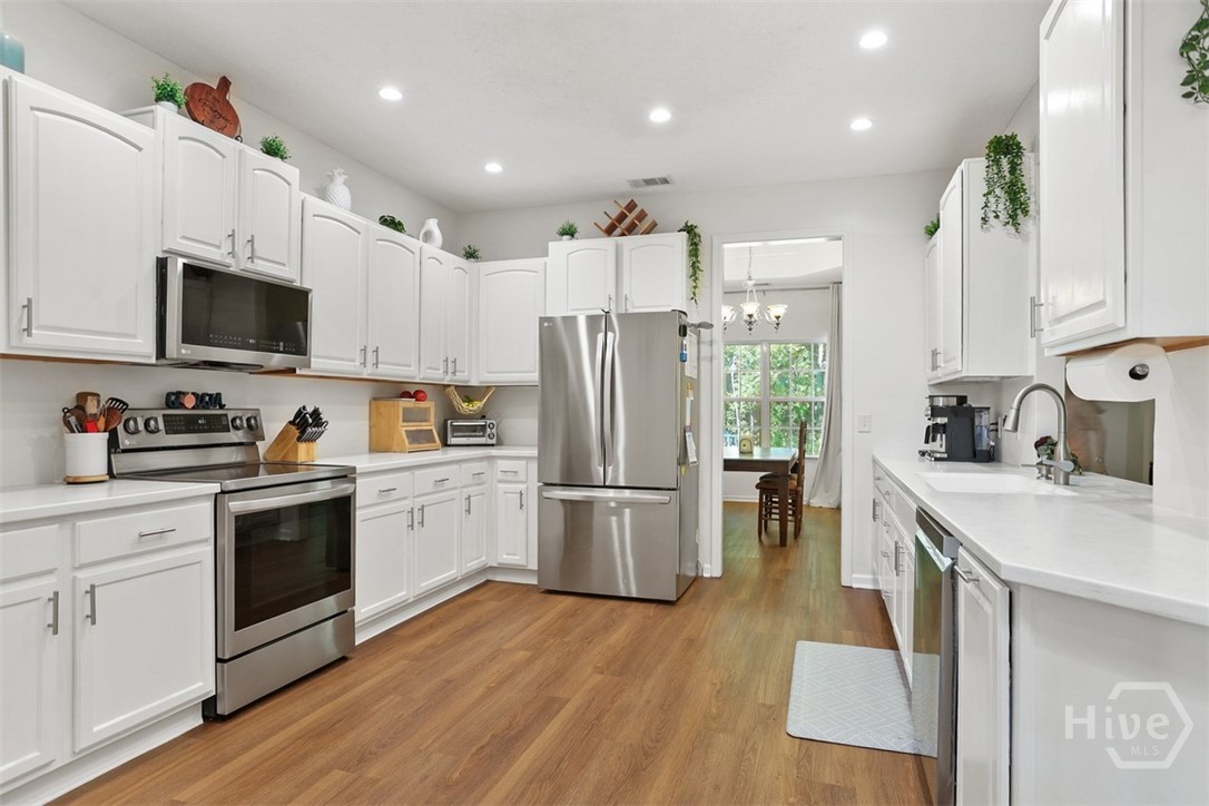 Photo 3 of Single family home for sale at 3 N Boulder Cvs, Savannah, GA 31419 | MLS# SA363704 | Listing updated on 2026-10-08
