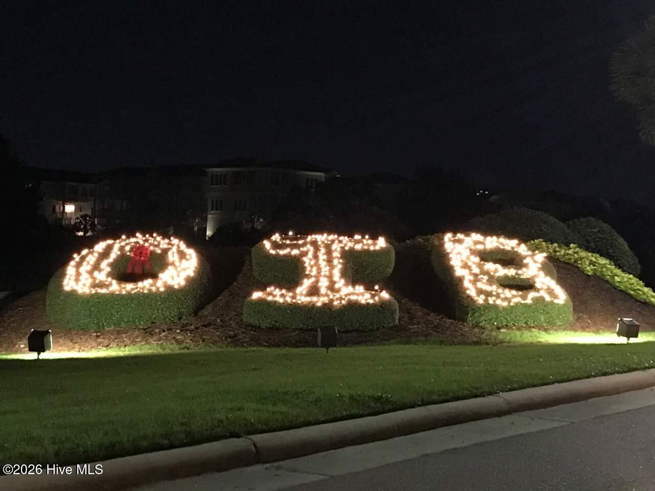 100551373 | Photo 25