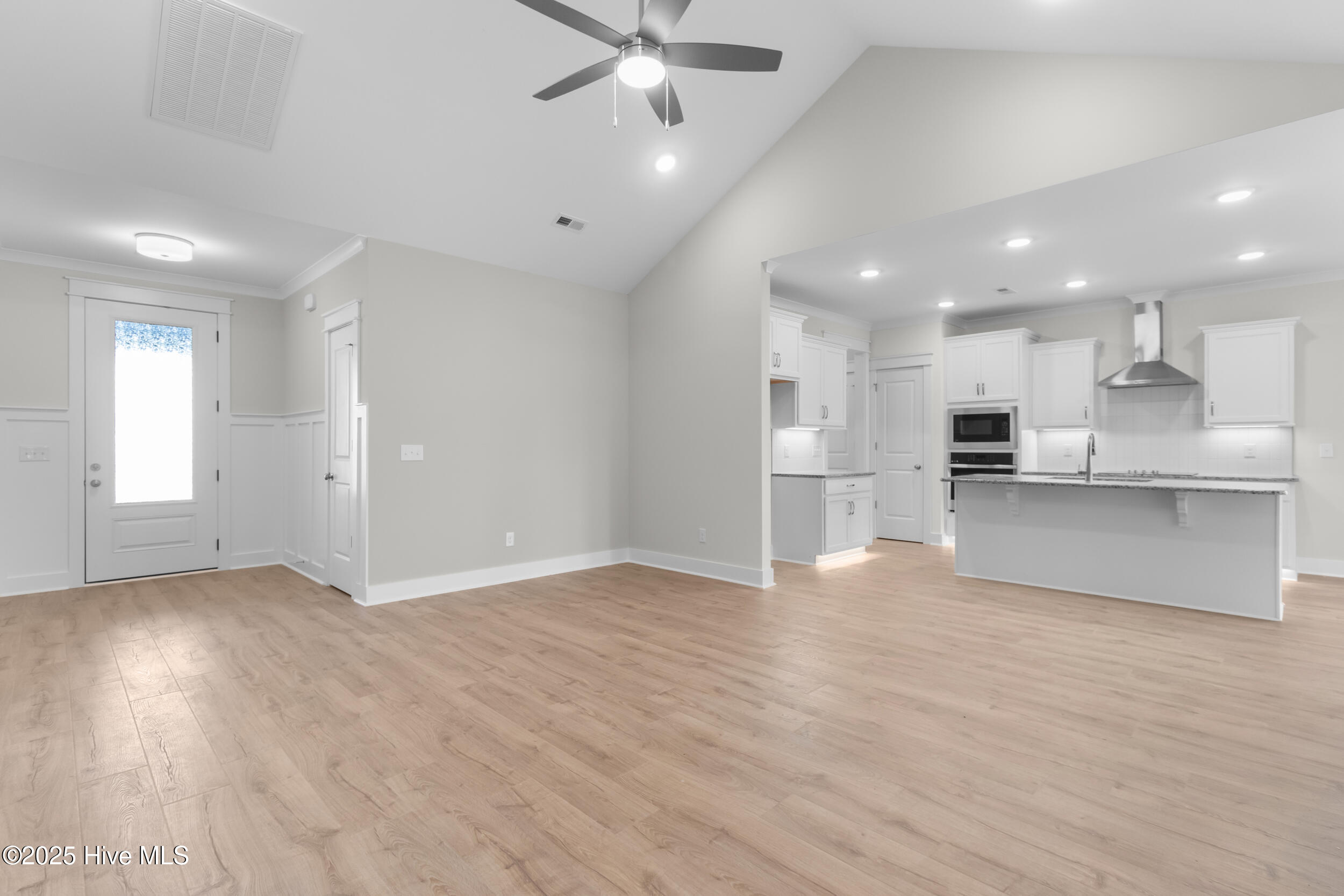 2054 Greenside Manor Drive SW, Ocean Isle Beach, NC 28469 – photo 13: 2054 Greenside Manor