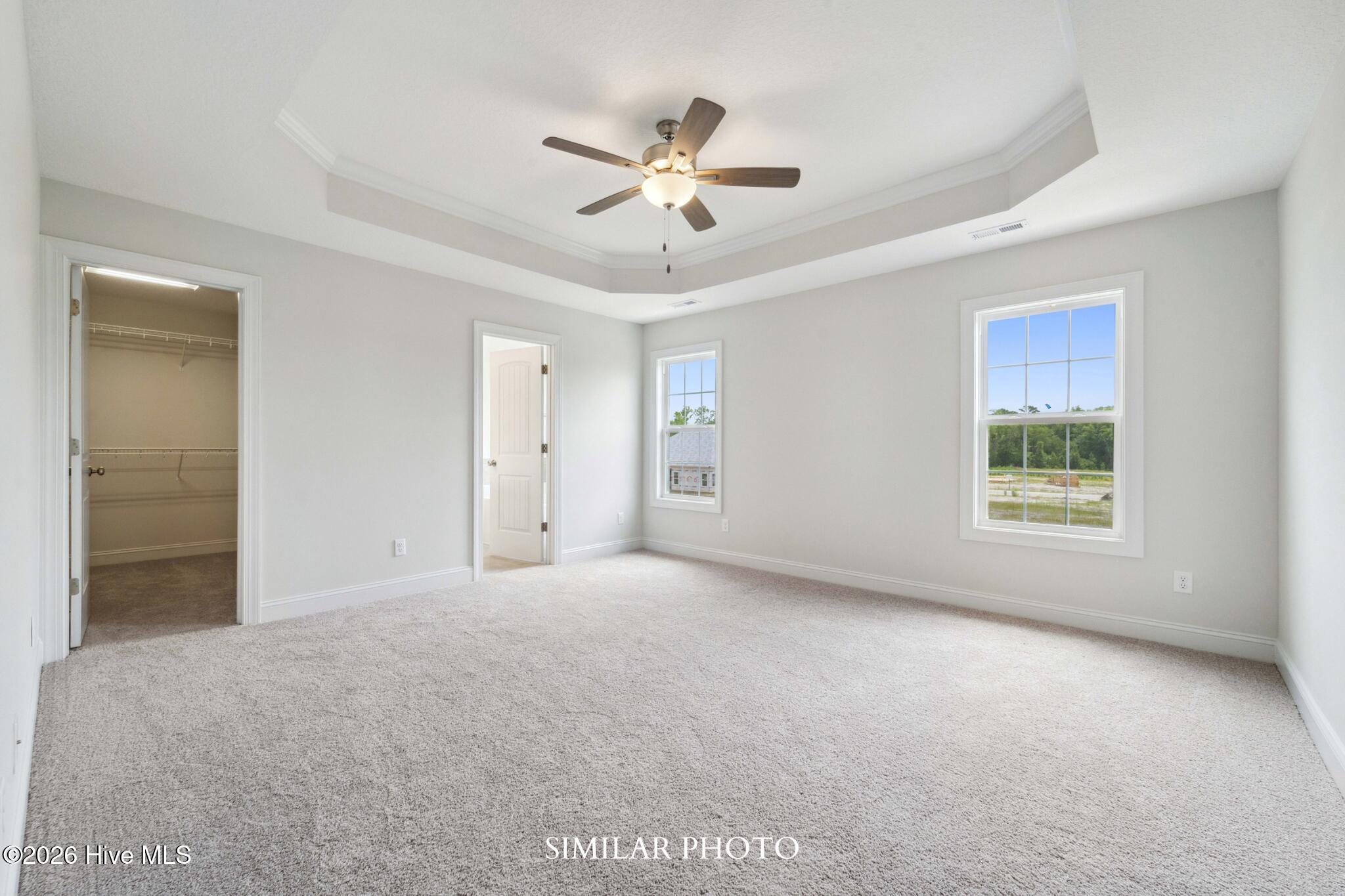 100561263 | Photo 18