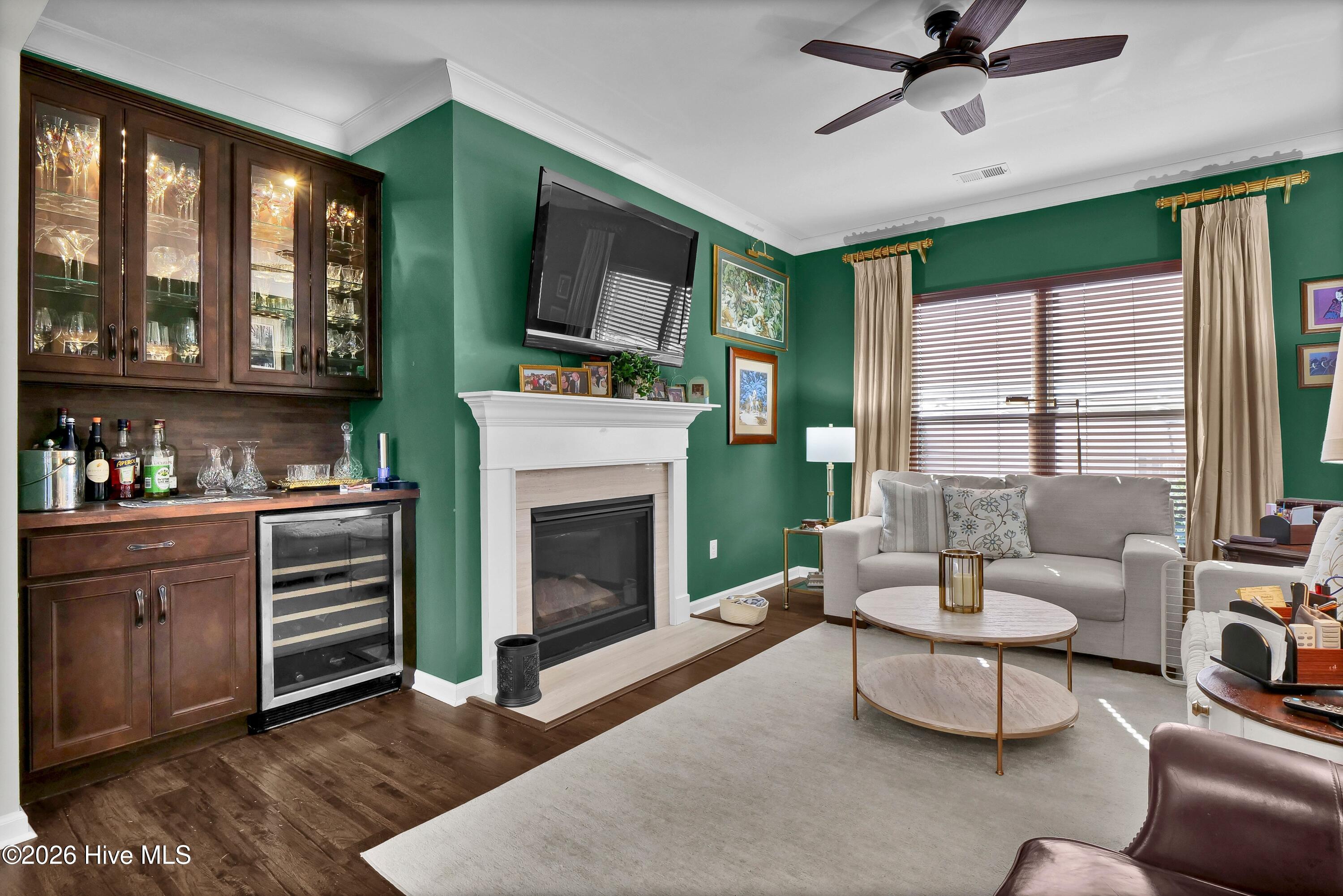 100554941 | Photo 15