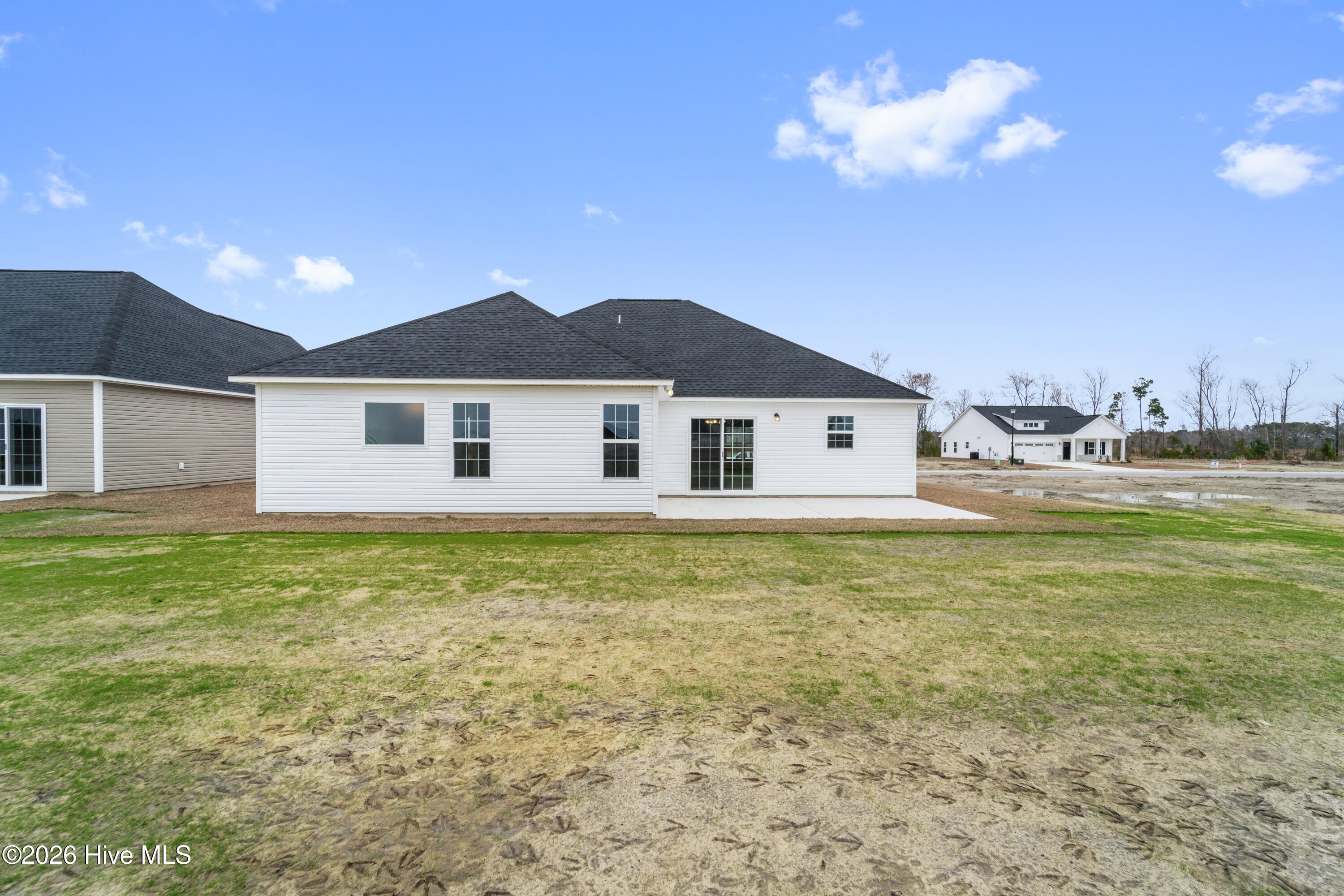 100530665 | Photo 27