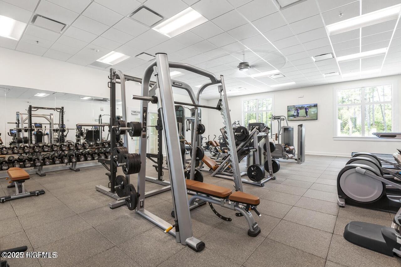 100548390 | Photo 41