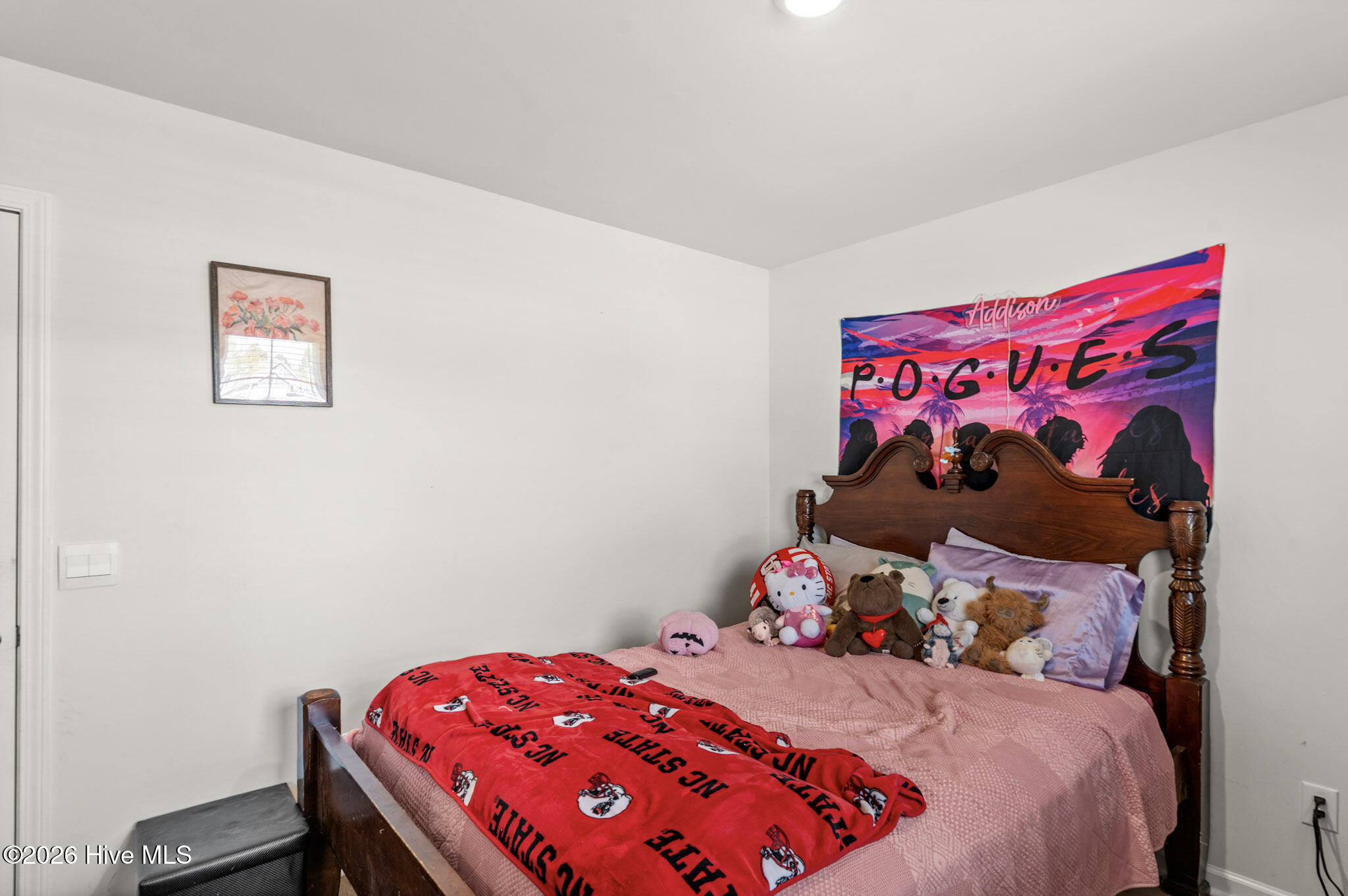 100566662 | Photo 42