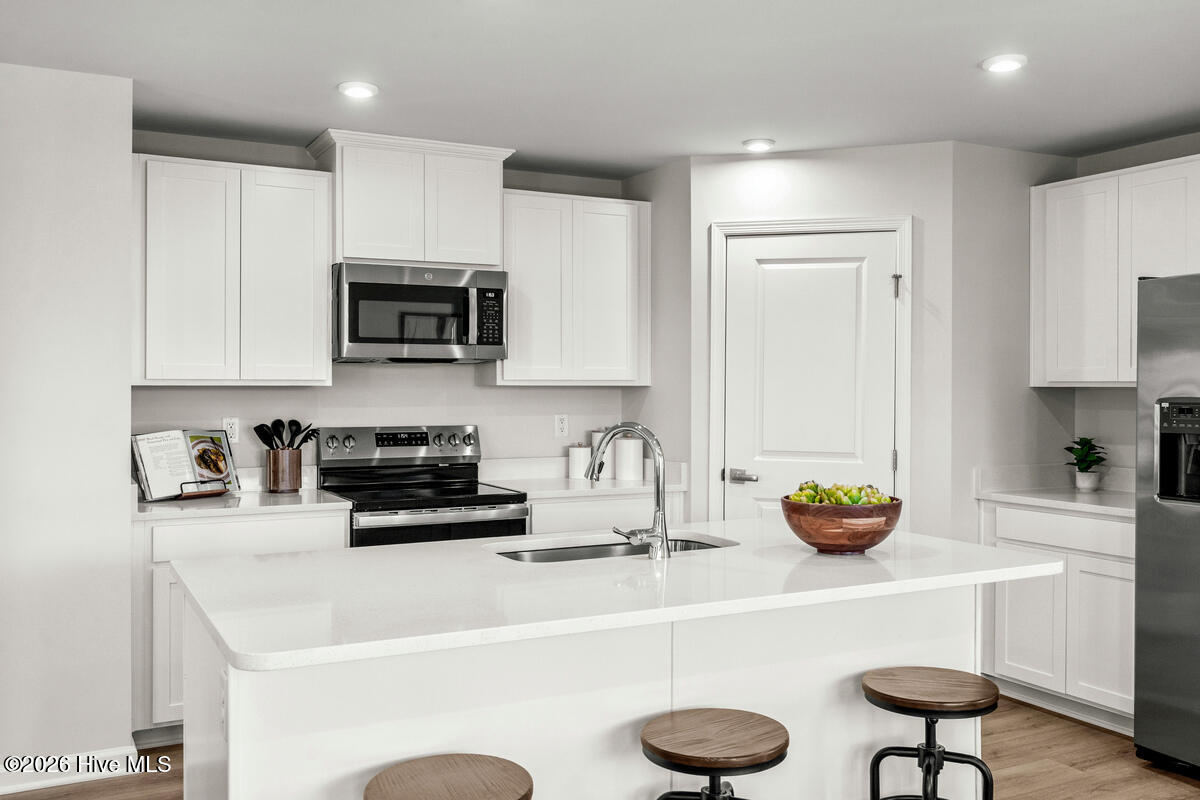 100564045 | Photo 10