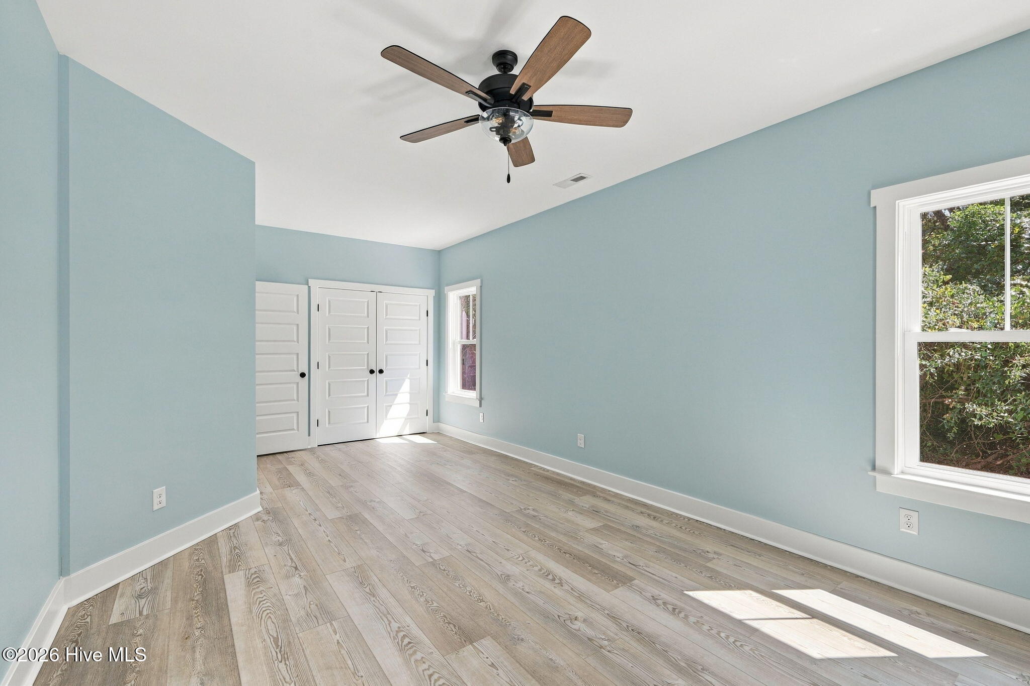 405 Emerald Landing 