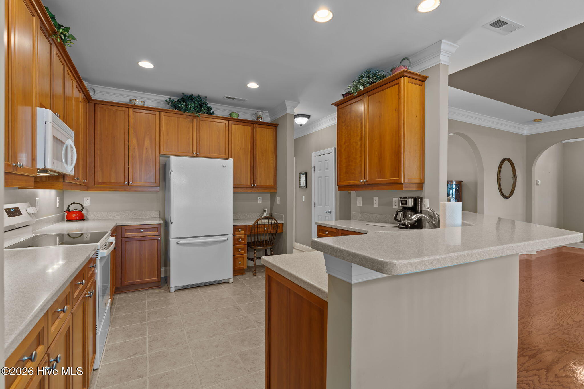 100548977 | Photo 11