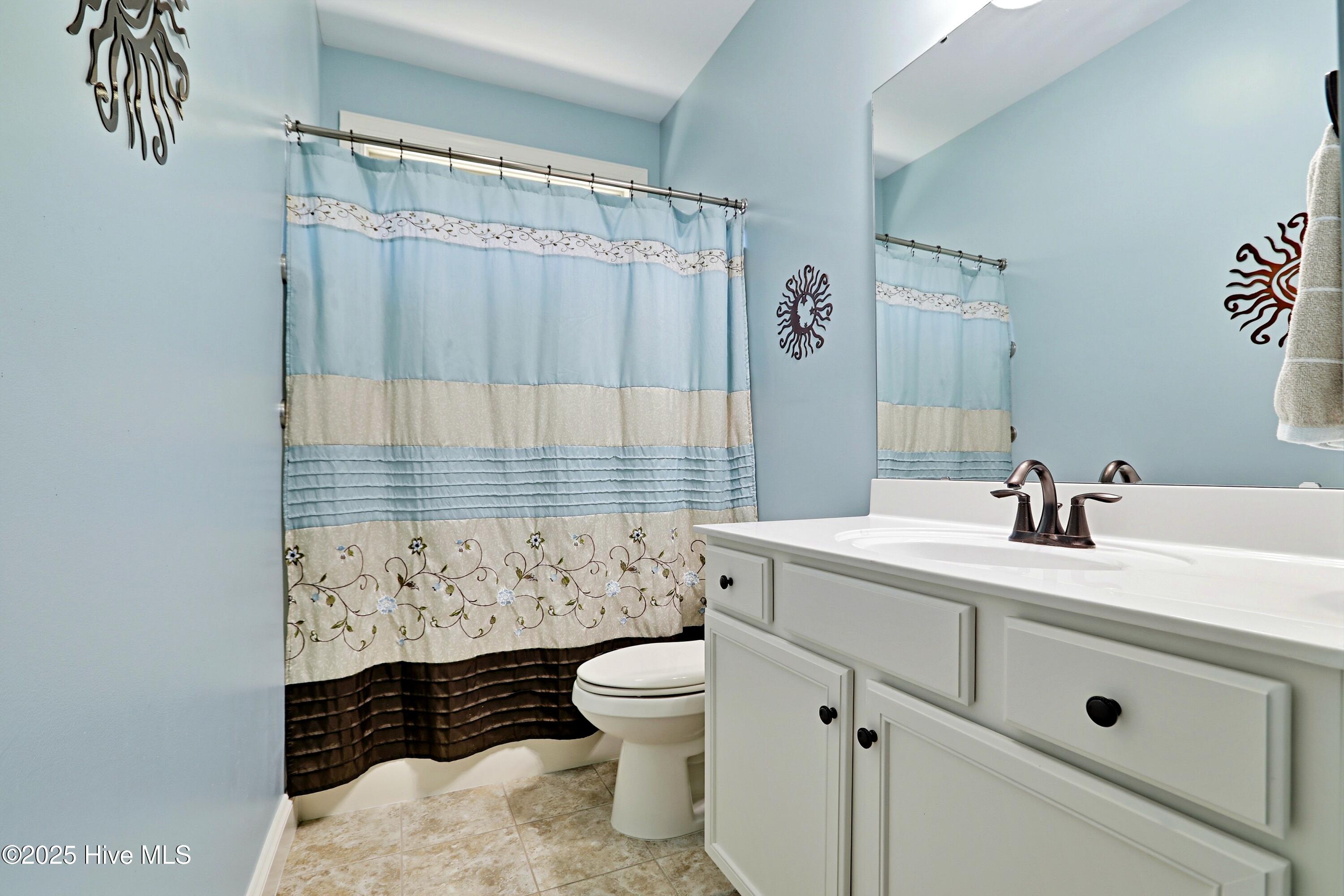 100539112 | Photo 25