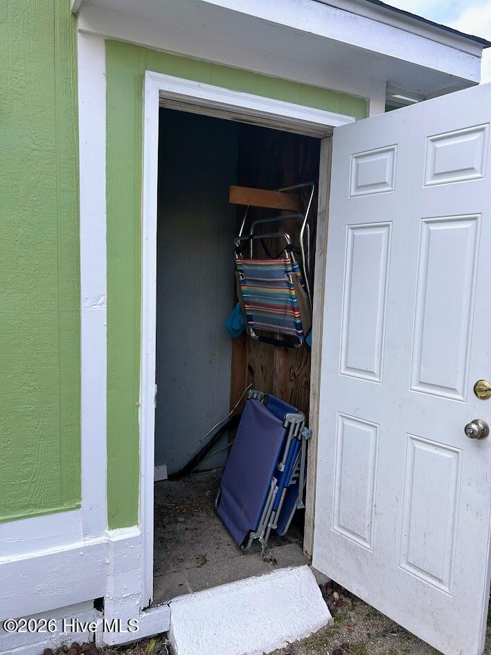 100534064 | Photo 45